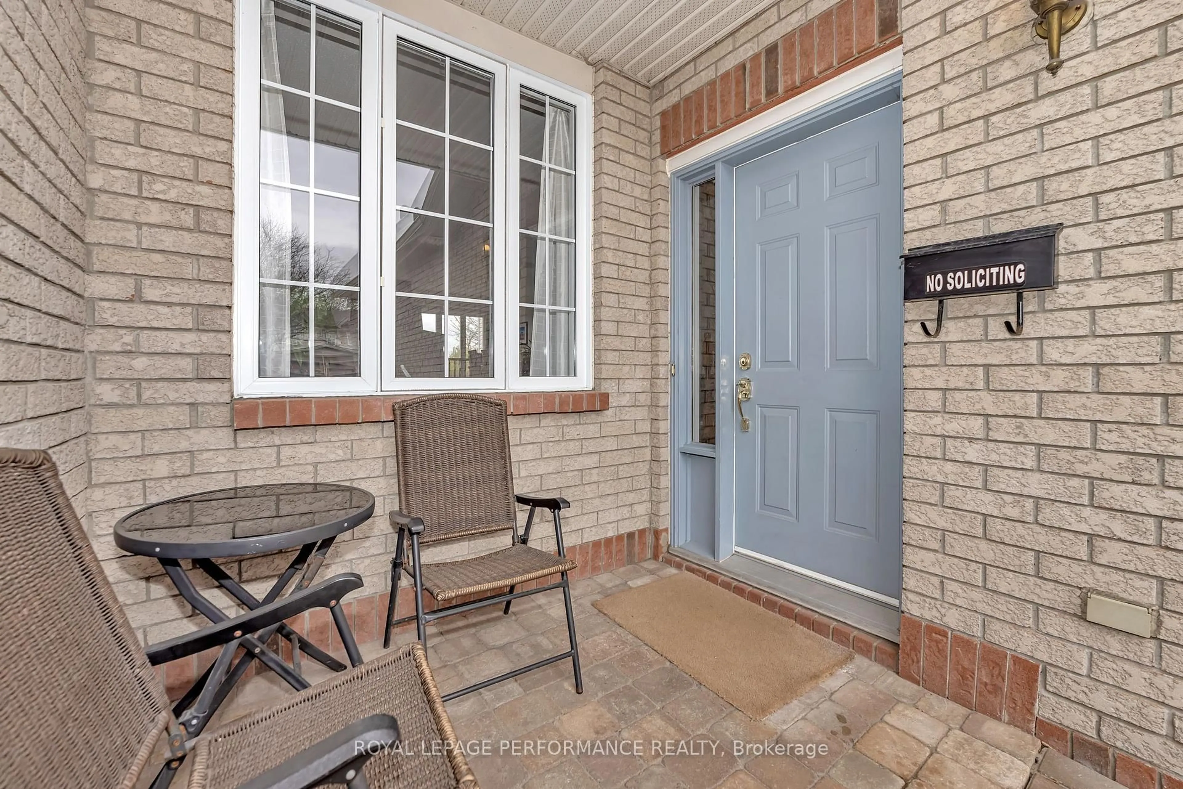 Unknown for 40 Carwood Circ, Ottawa Ontario K1K 4V4