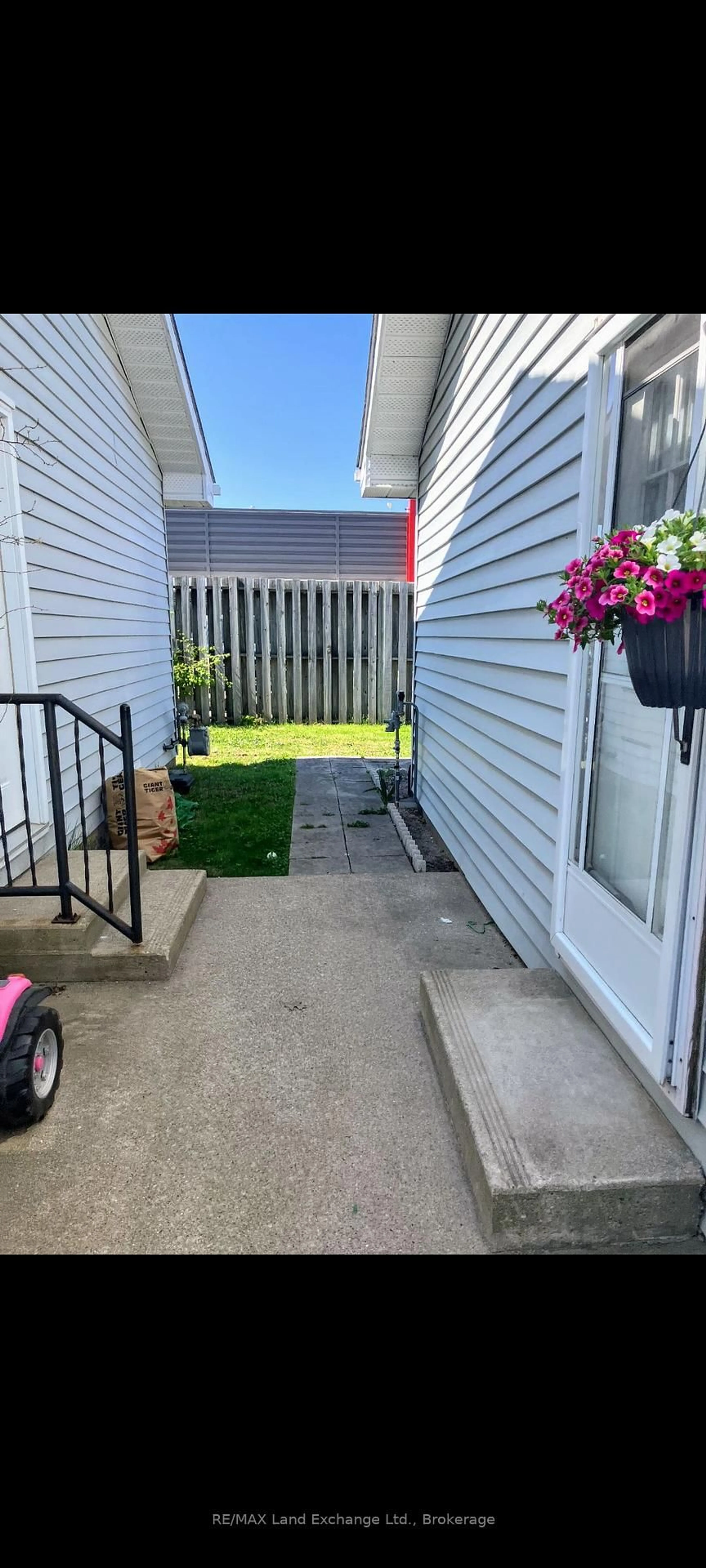 Unknown for 303 Waterloo St #4, Saugeen Shores Ontario N0H 2C1
