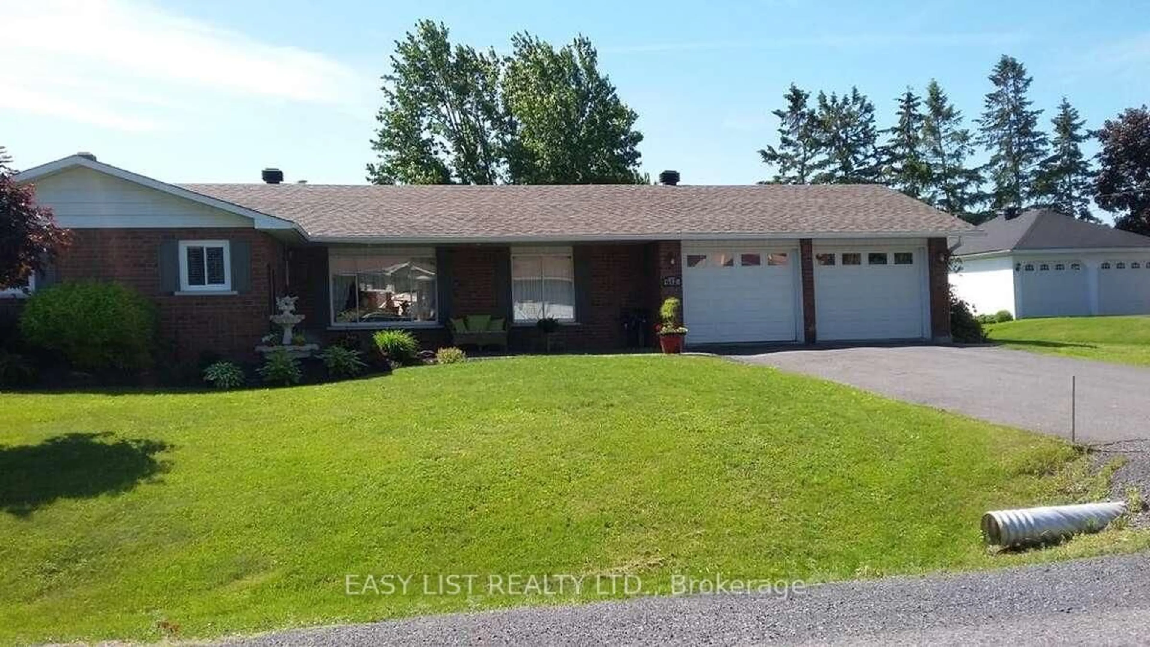 Unknown for 612 Virginia St, South Stormont Ontario K6K 1R5