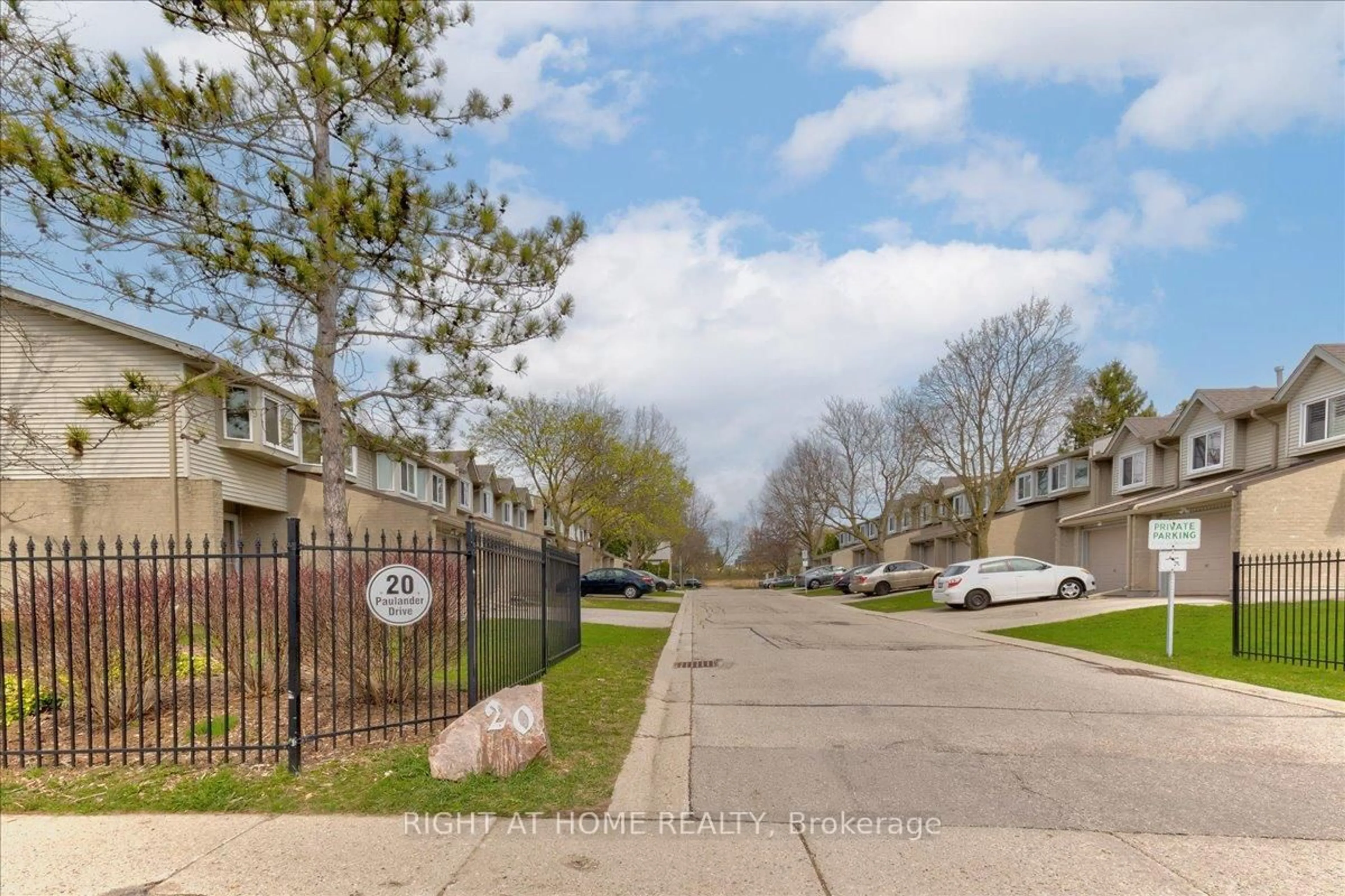 A pic from outside/outdoor area/front of a property/back of a property/a pic from drone, street for 20 Paulander Dr #43, Kitchener Ontario N2M 5L3