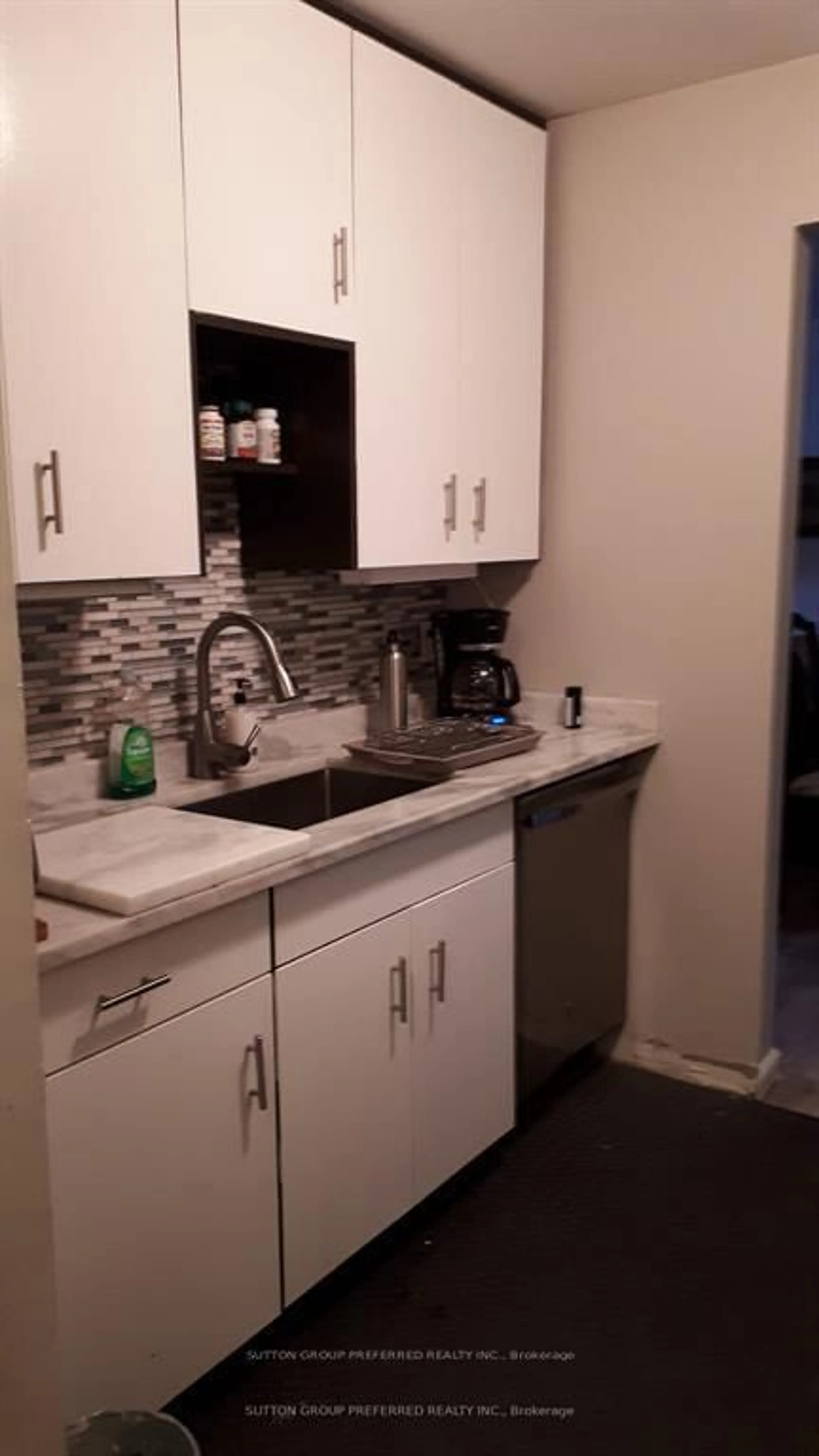 Standard kitchen, ceramic/tile floor for 739 Deveron Cres #208, London South Ontario N5Z 4Y1