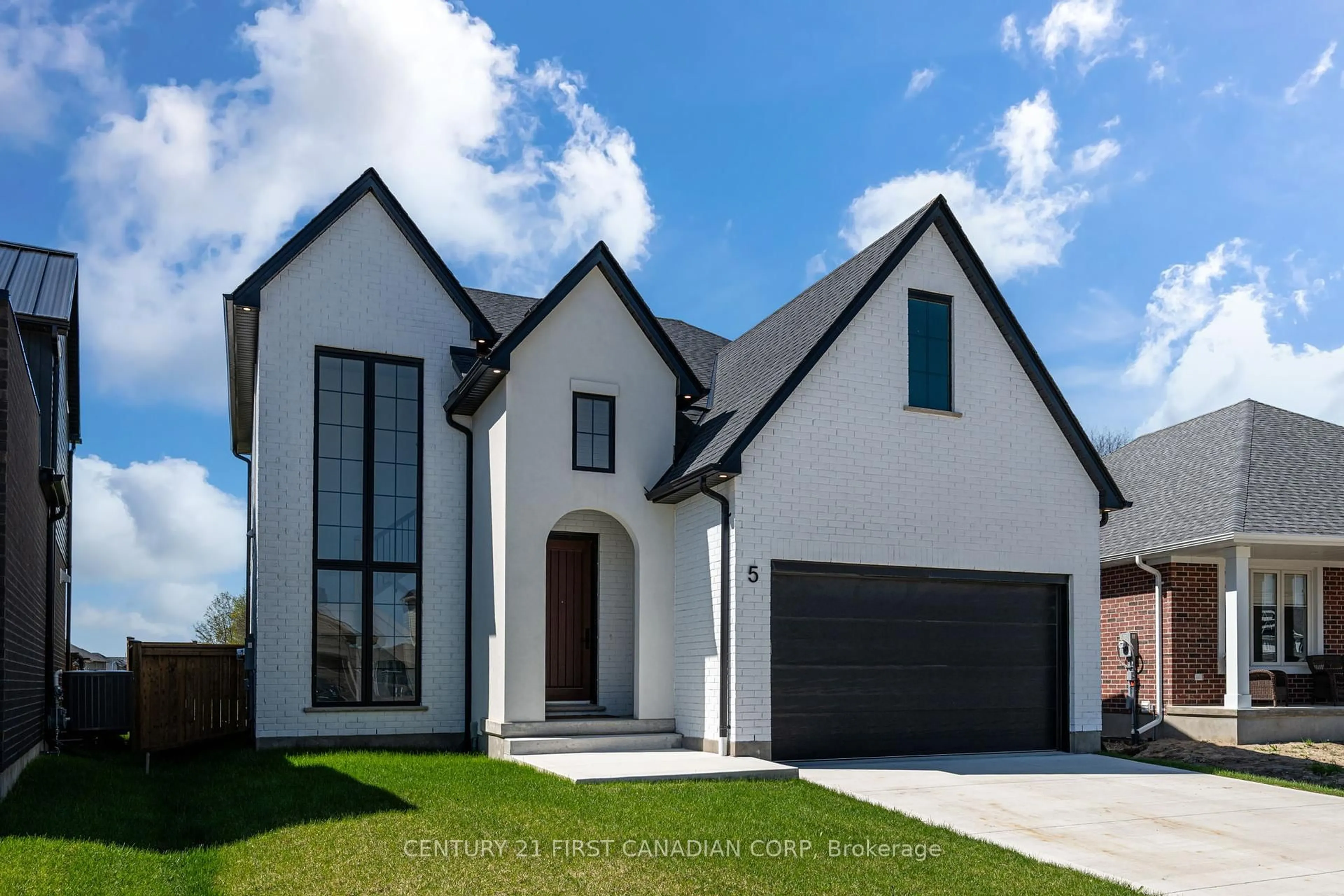 Home with brick exterior material, street for 5 Hartland Circ, St. Thomas Ontario N5R 6J8
