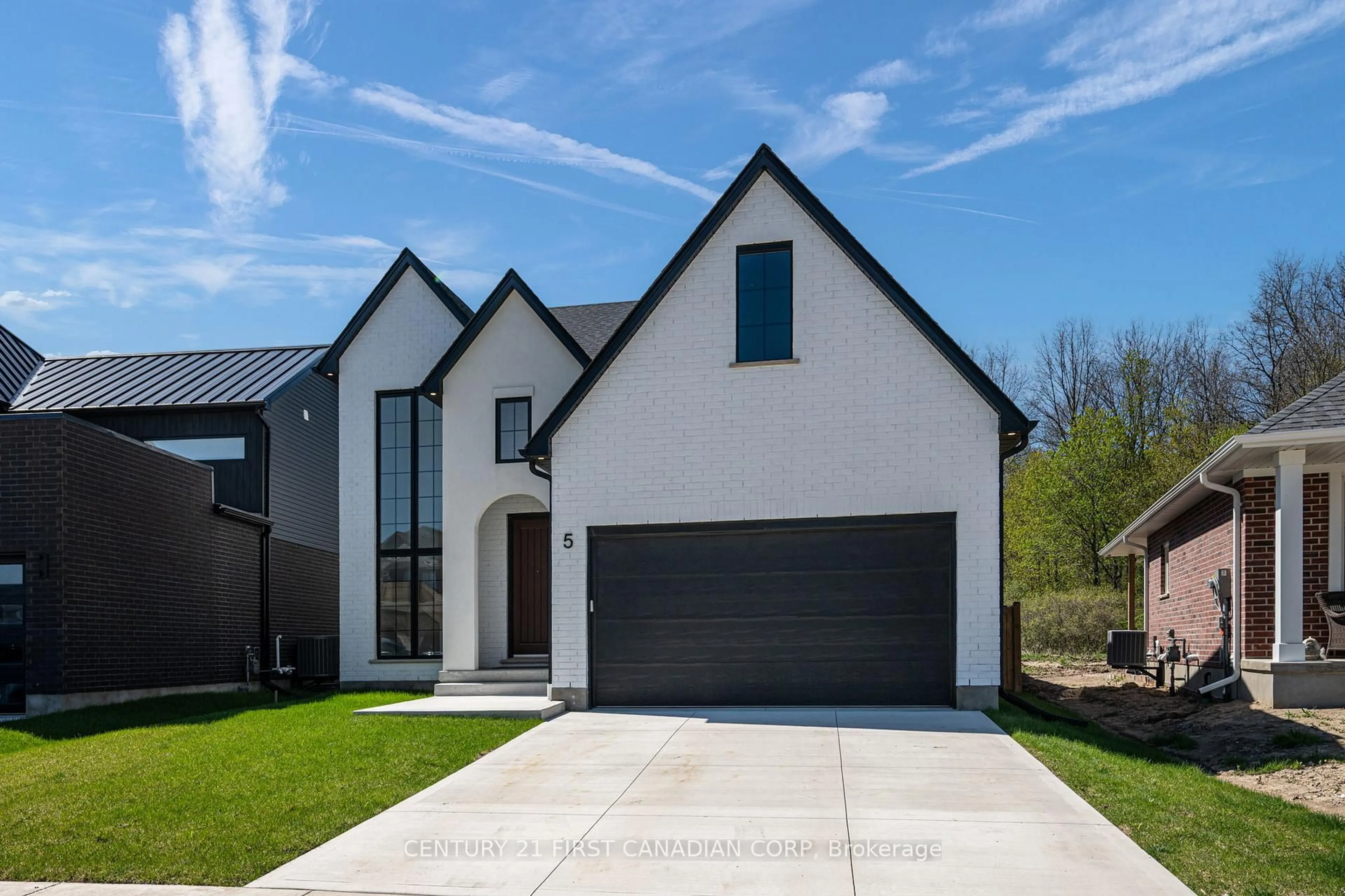 Home with brick exterior material, street for 5 Hartland Circ, St. Thomas Ontario N5R 6J8