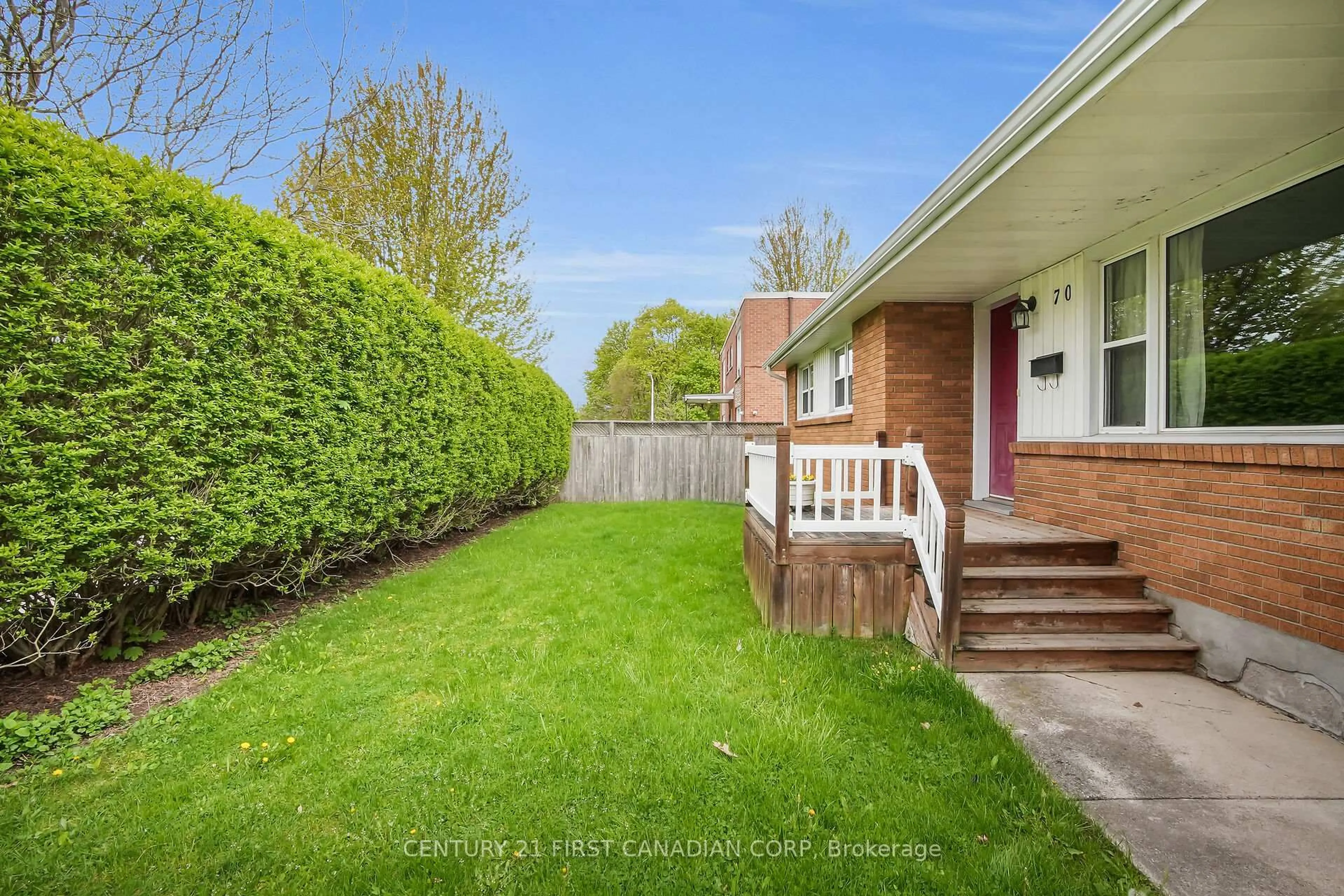 Unknown for 70 Chesterfield Ave, London South Ontario N5Z 3N1