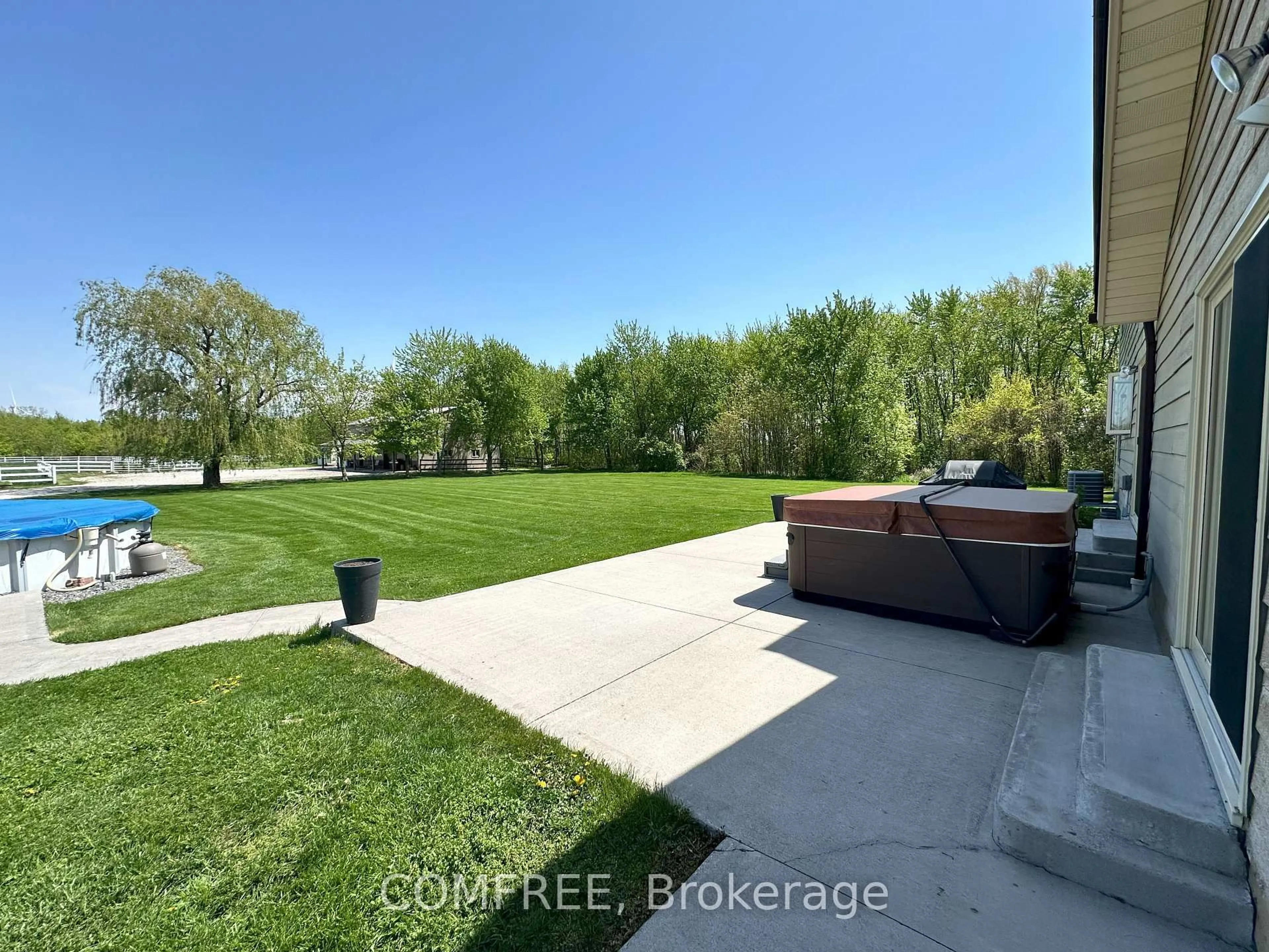 A pic from outside/outdoor area/front of a property/back of a property/a pic from drone, water/lake/river/ocean view for 1418 County Rd 31 N/A, Lakeshore Ontario N0R 1S0