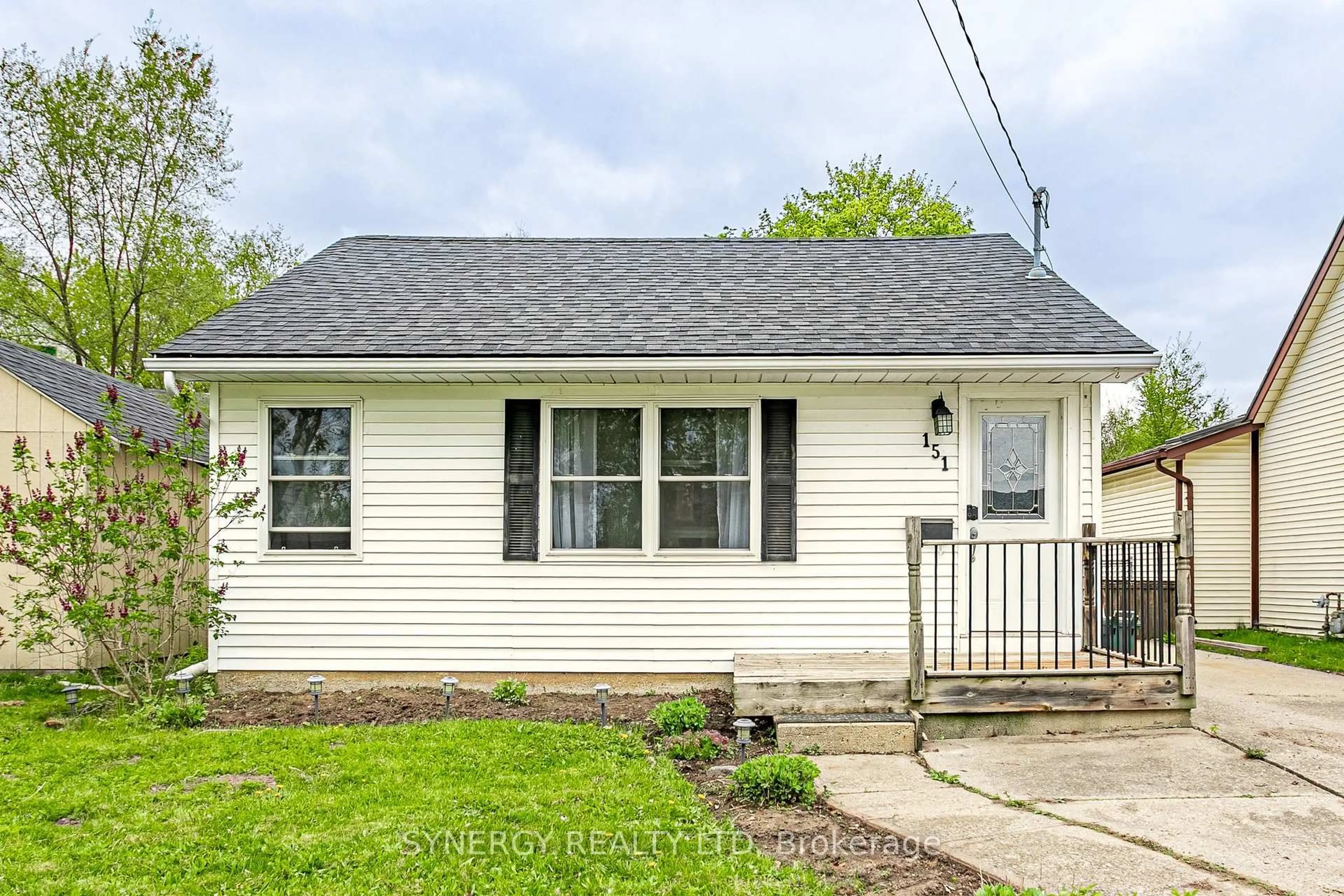 Home with vinyl exterior material, street for 151 Wilkes St, Brant Ontario N3T 4W4