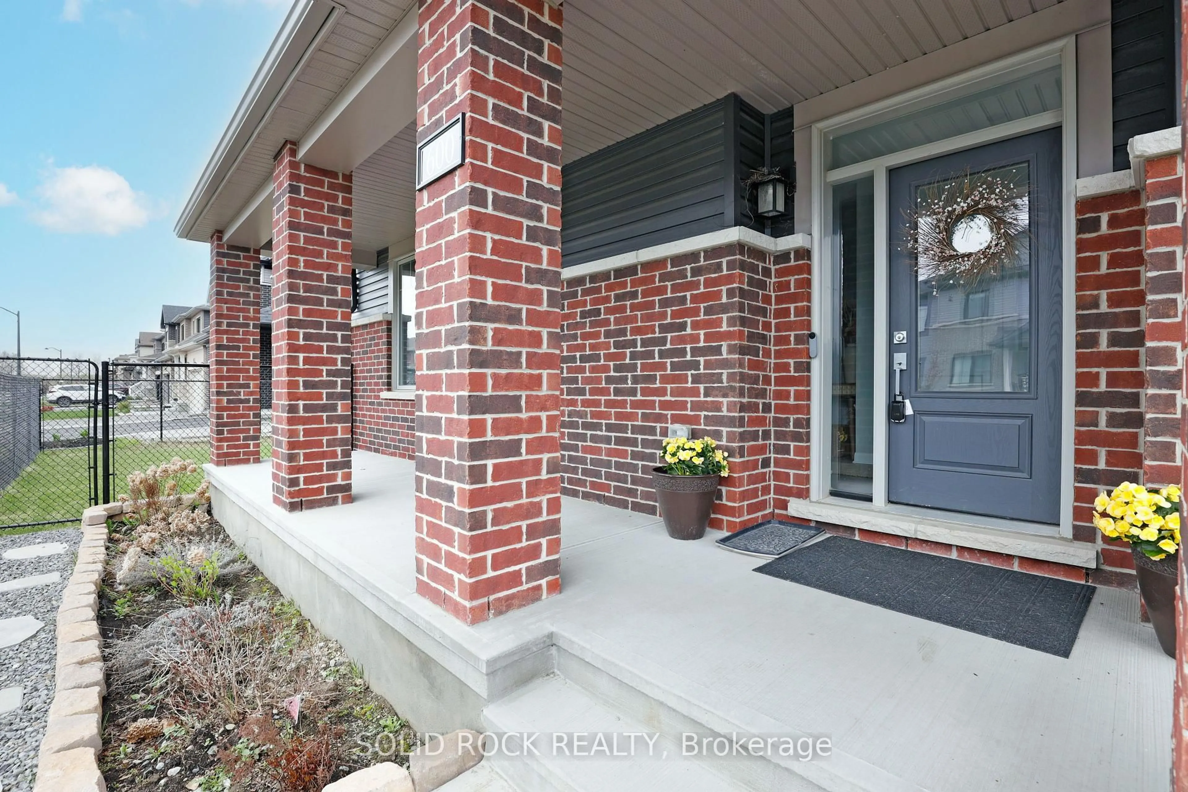 Home with brick exterior material, street for 600 Idyllic Terr, Ottawa Ontario K4A 5N9
