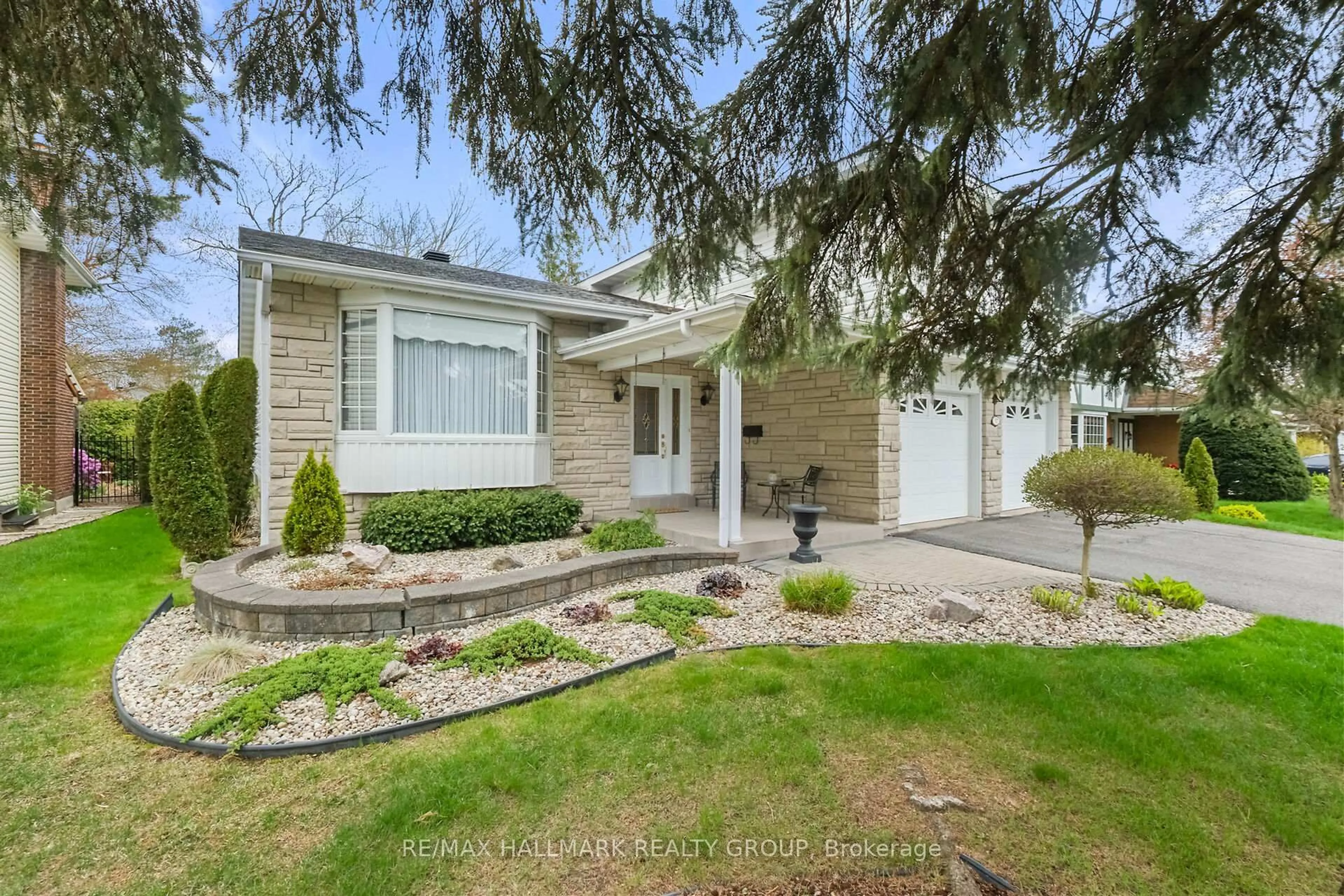 Unknown for 37 Wedgewood Cres, Ottawa Ontario K1B 4B5