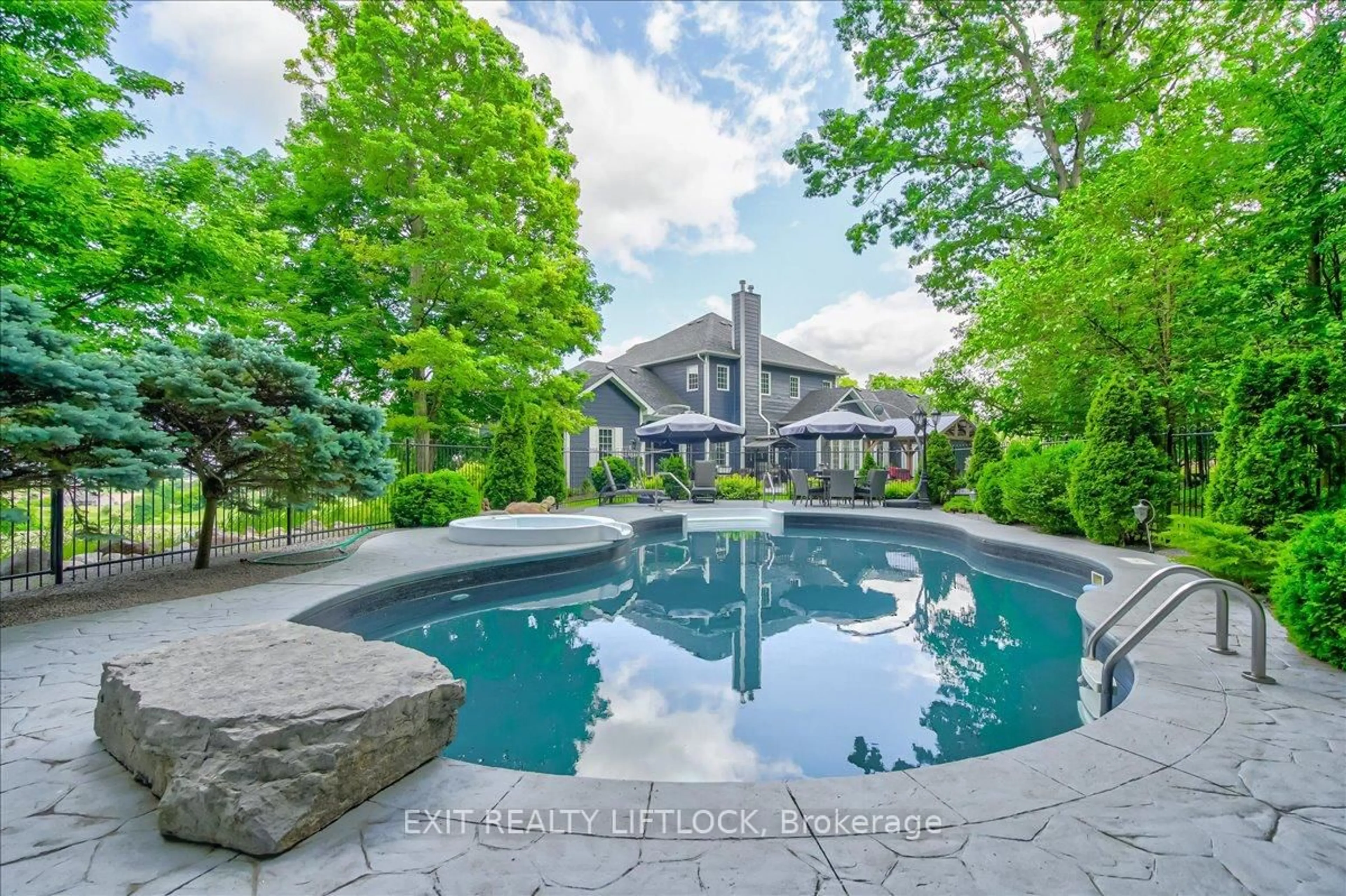 Pool for 400 5th Line, Trent Hills Ontario K0L 1L0