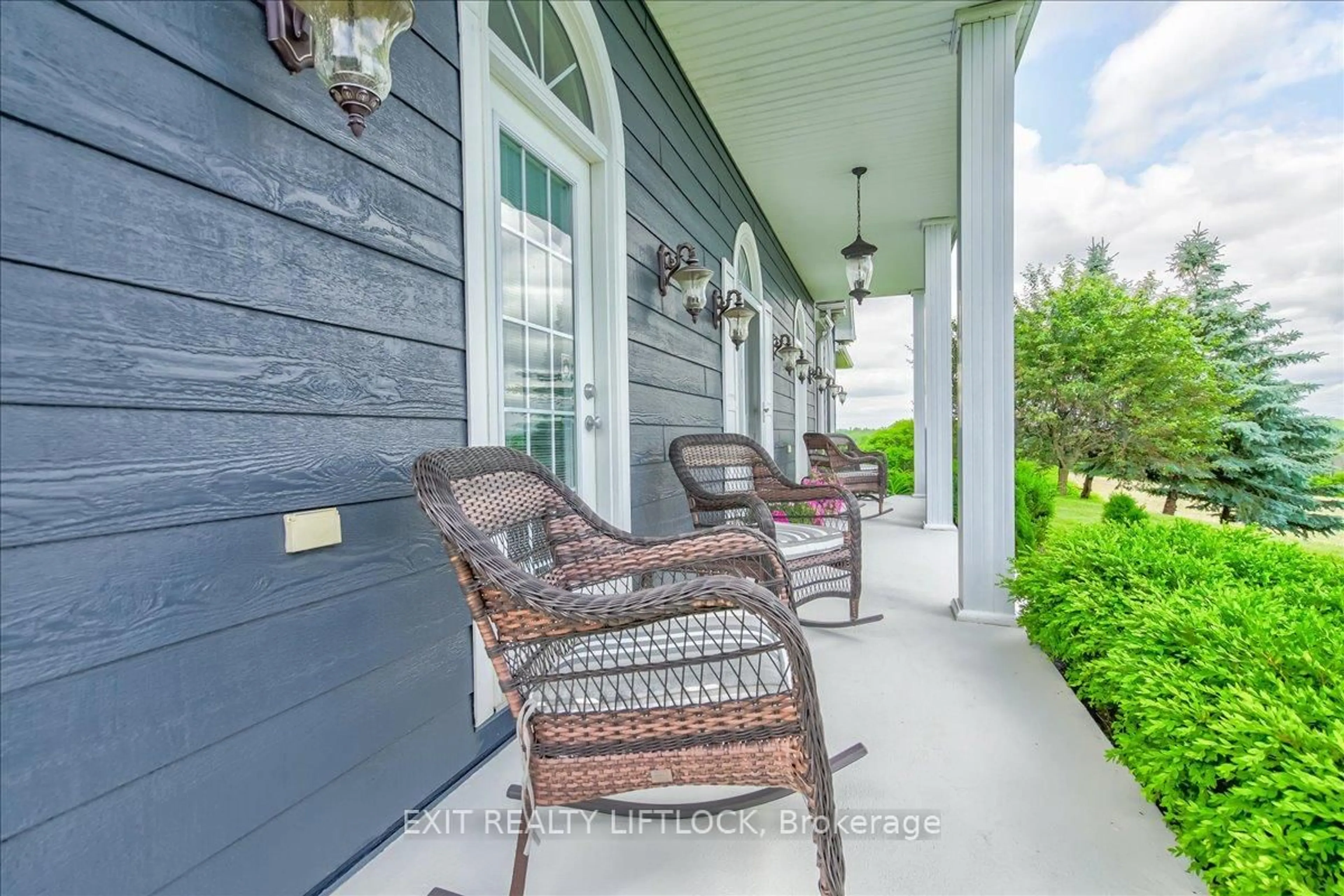 Patio, unknown for 400 5th Line, Trent Hills Ontario K0L 1L0