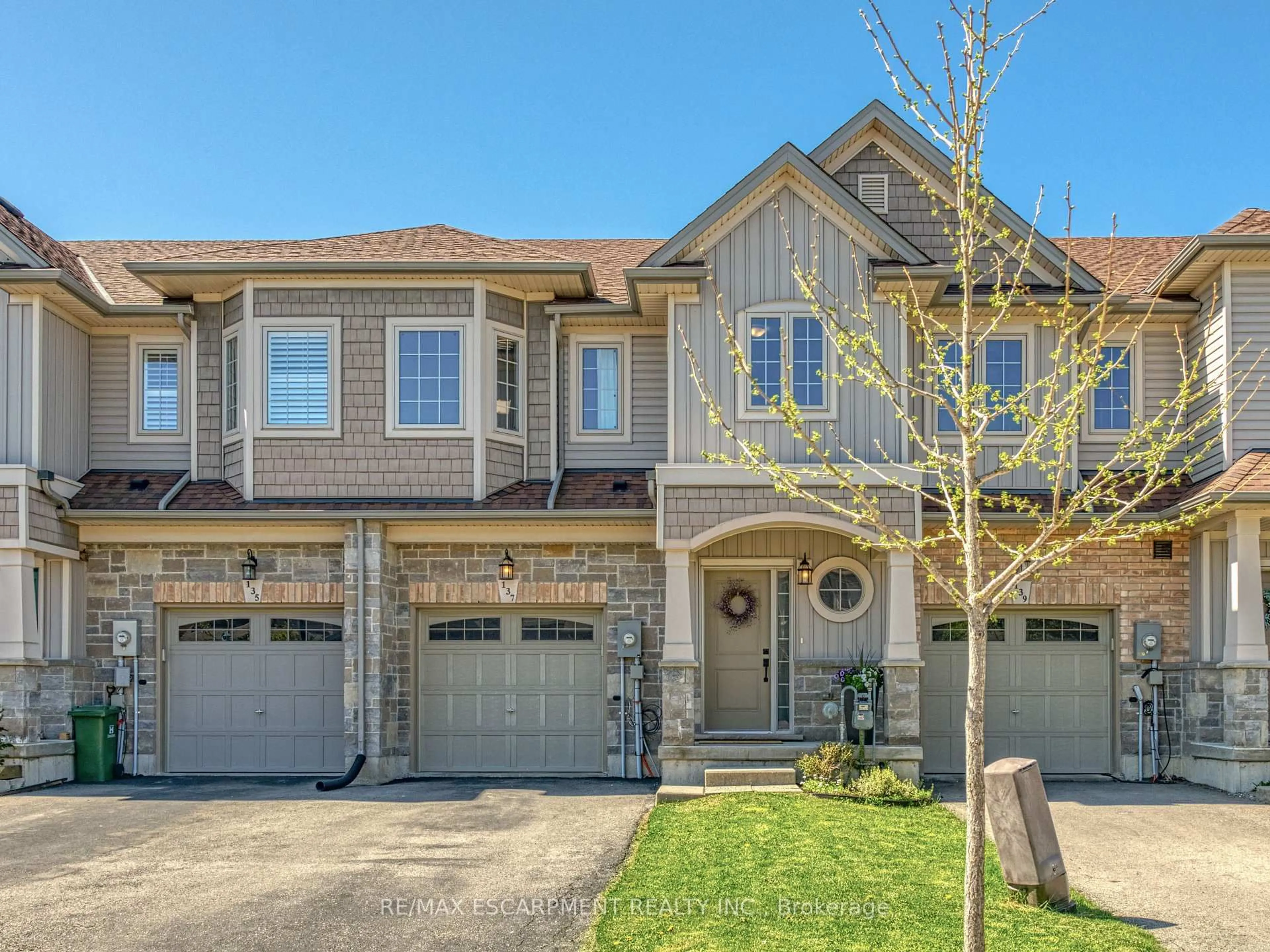 Home with brick exterior material, street for 137 Kinsman Dr, Hamilton Ontario L0R 1C0