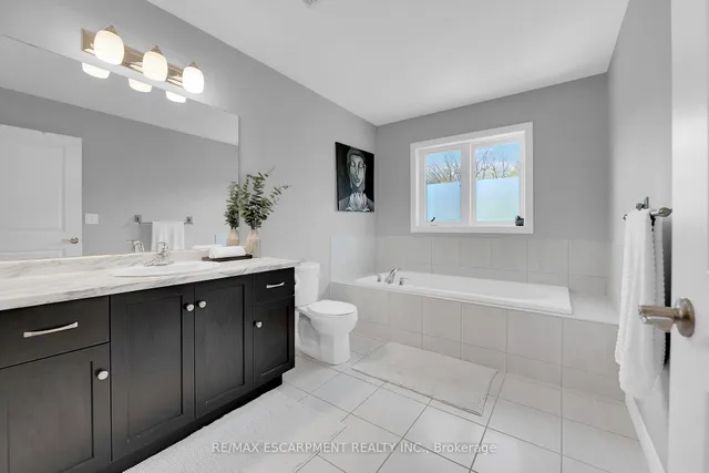 Additional property image - 137 Kinsman Dr