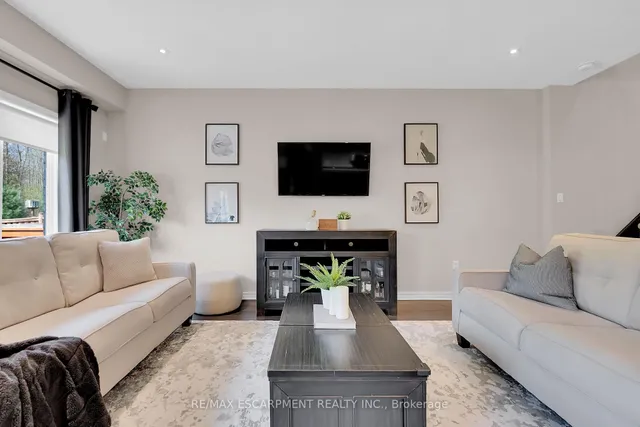 Additional property image - 137 Kinsman Dr
