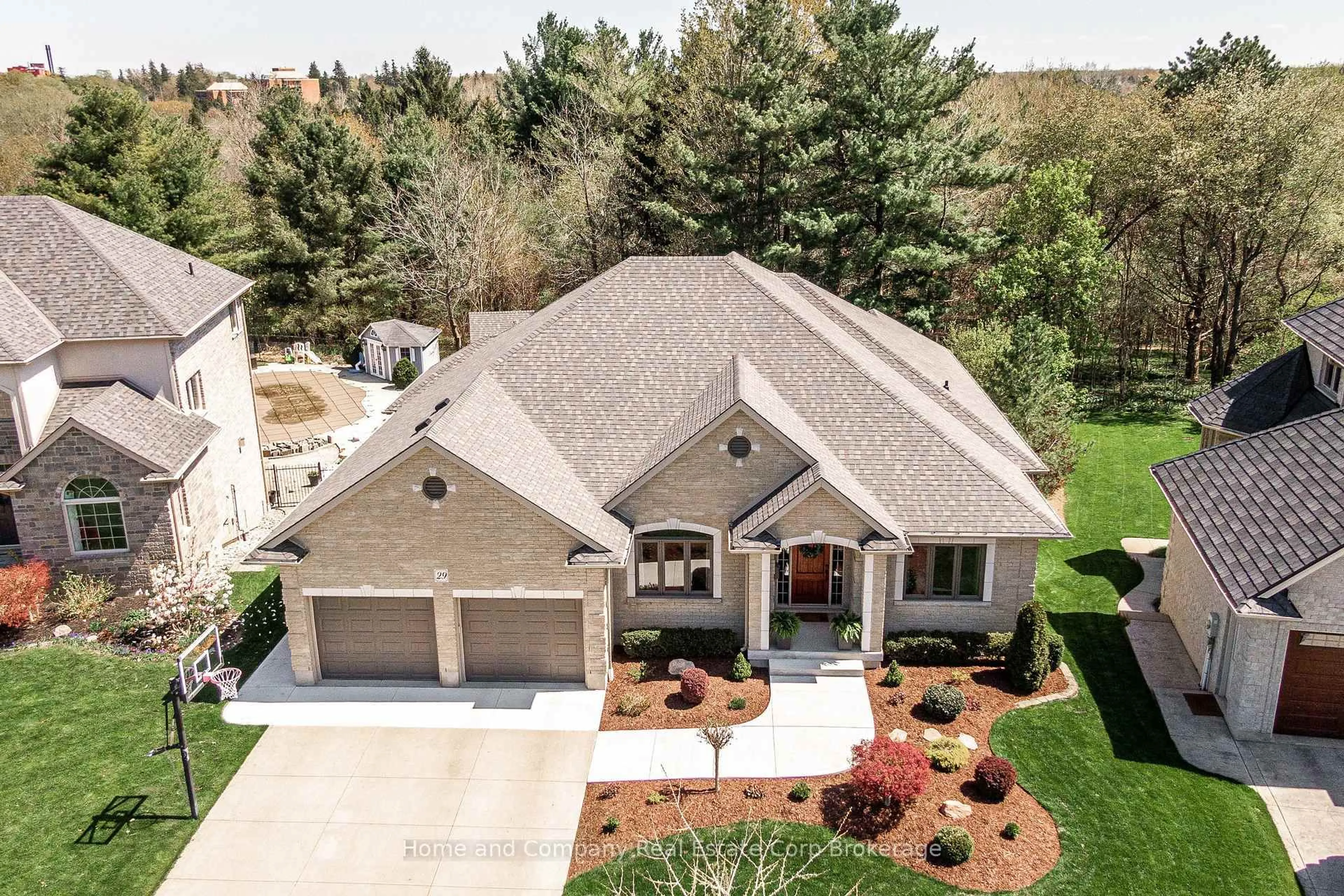Unknown for 29 Sir Adam Beck Rd, Stratford Ontario N5A 8B8