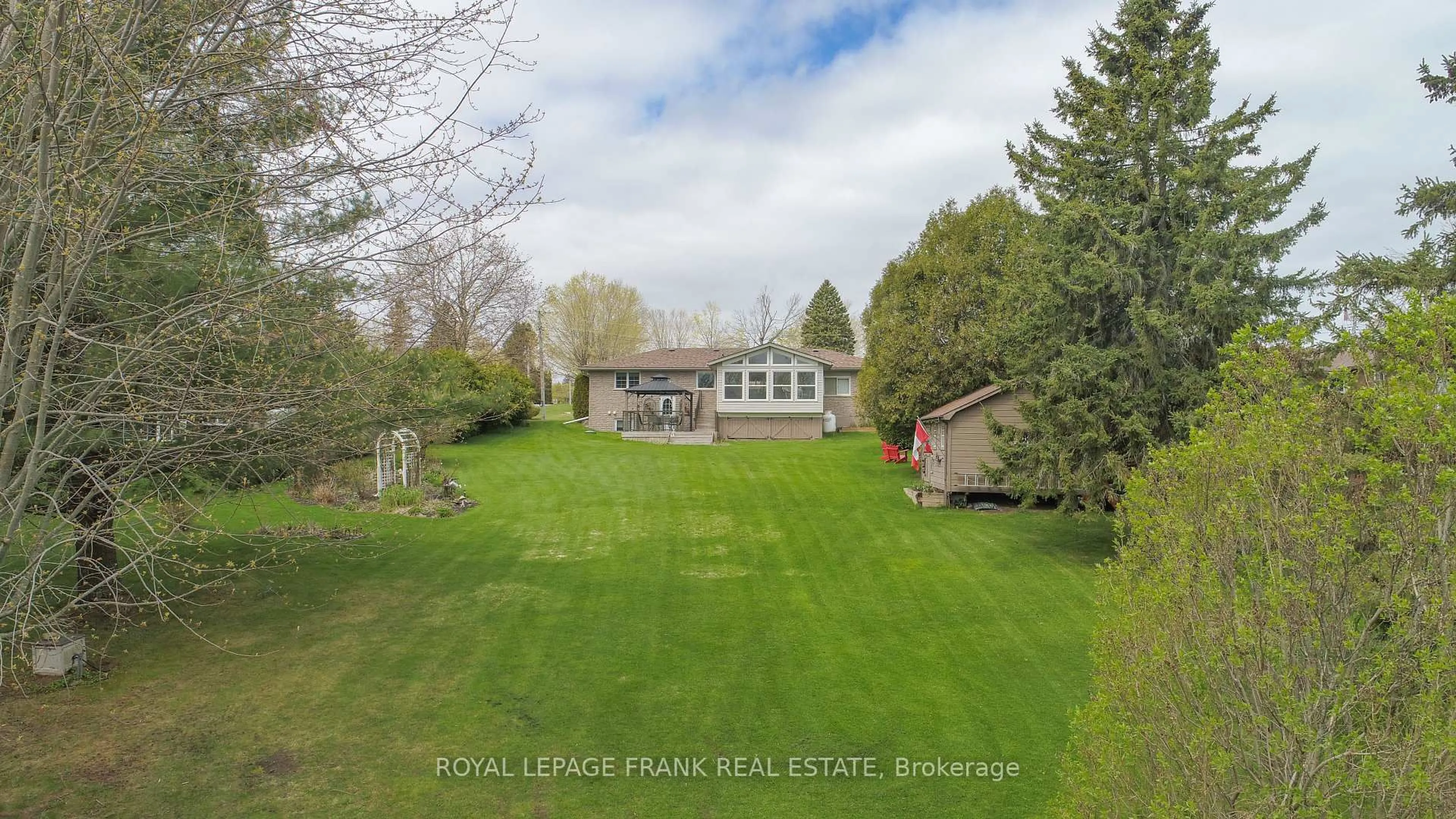 A pic from outside/outdoor area/front of a property/back of a property/a pic from drone, water/lake/river/ocean view for 318 Forest Harbour Tr, Kawartha Lakes Ontario K0M 1A0