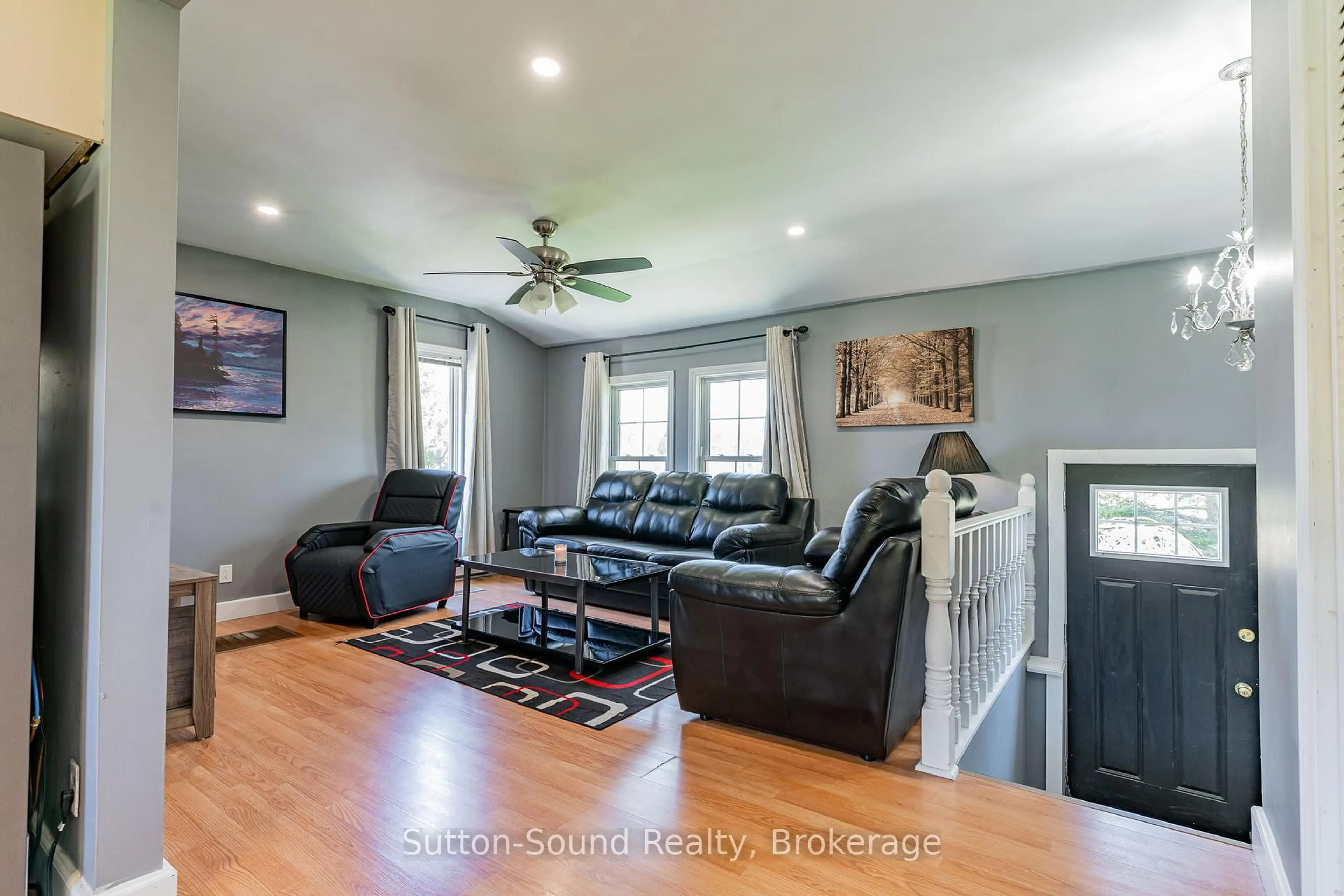 Living room with furniture, unknown for 17 Mar Side Rd Sdrd, South Bruce Peninsula Ontario N0H 2T0