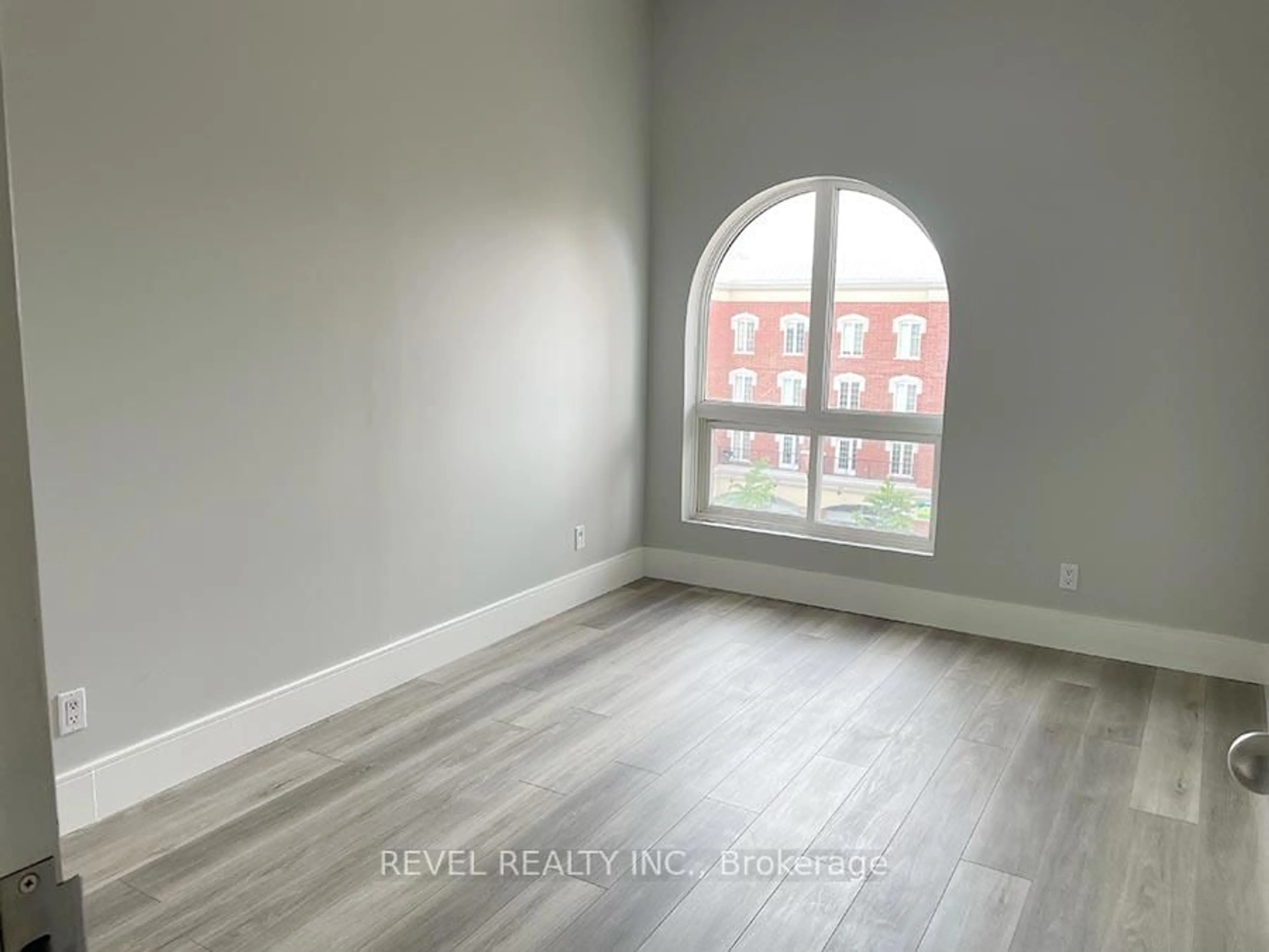 A pic of a room for 150 Colborne St #407, Brantford Ontario N3R 7J4