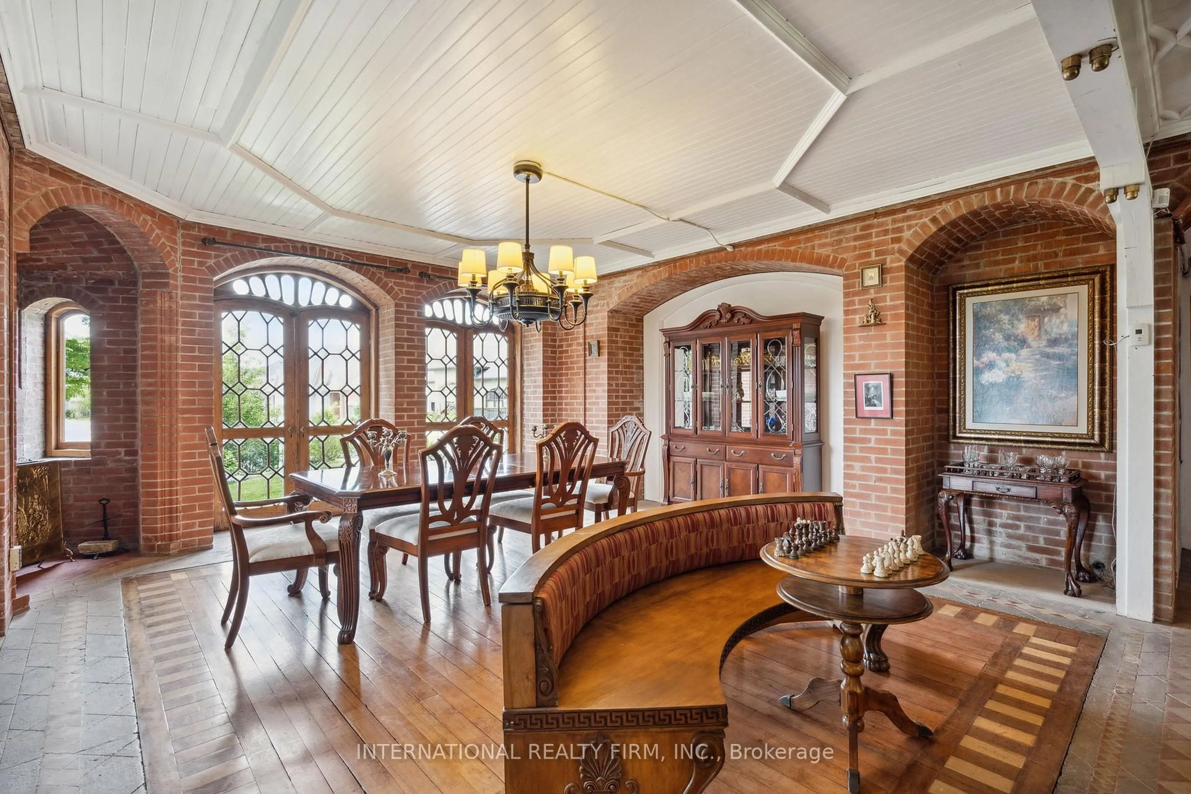 Dining room, ceramic/tile floor for 255 Delacourt Rd, London North Ontario N6G 0H3