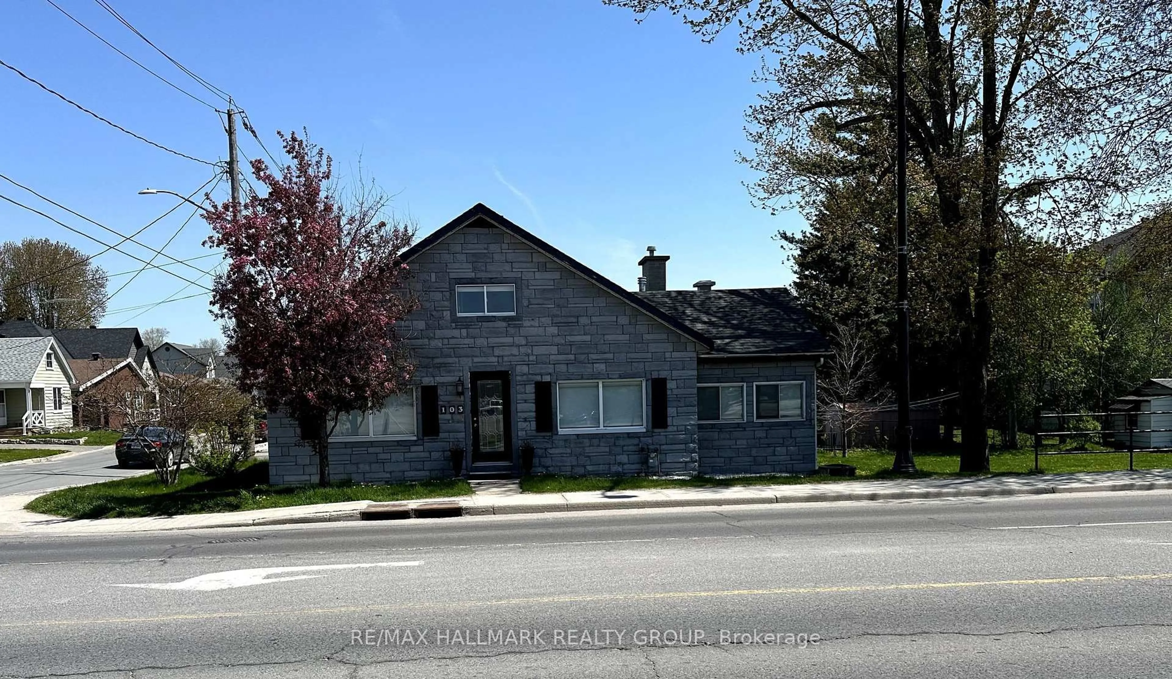 Unknown for 103 Wilson St, Perth Ontario K7H 2P1