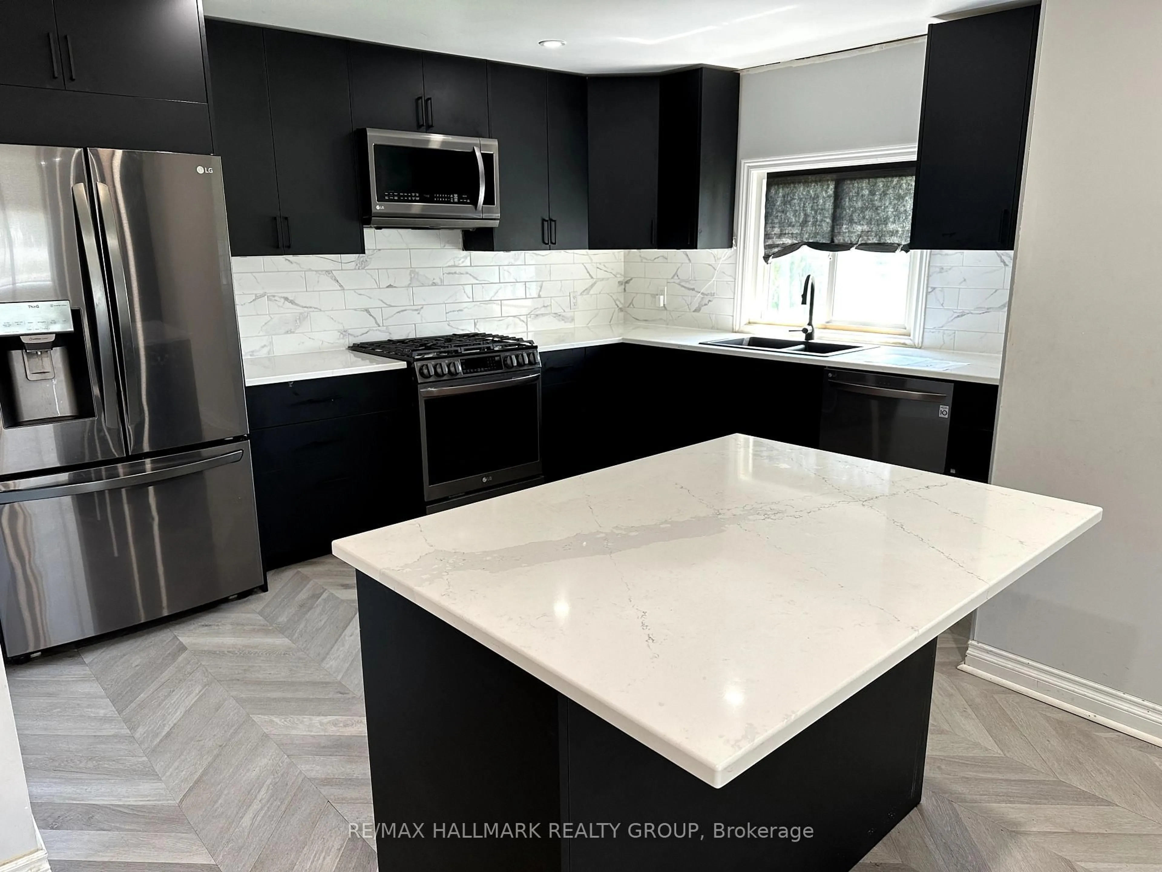 Contemporary kitchen, ceramic/tile floor for 103 Wilson St, Perth Ontario K7H 2P1