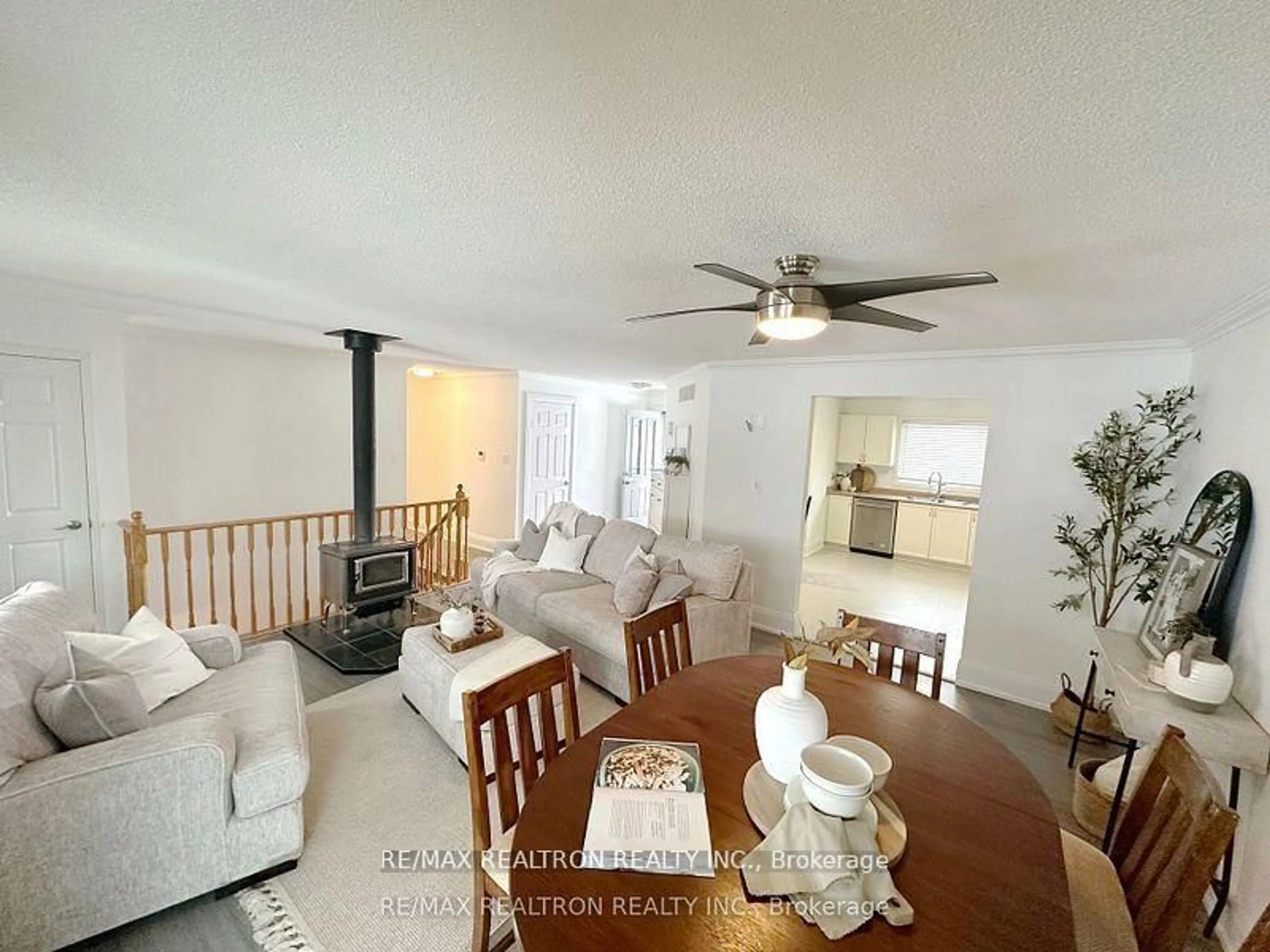 Living room with furniture, unknown for 6 Hallett Cres, Kawartha Lakes Ontario K0M 2C0