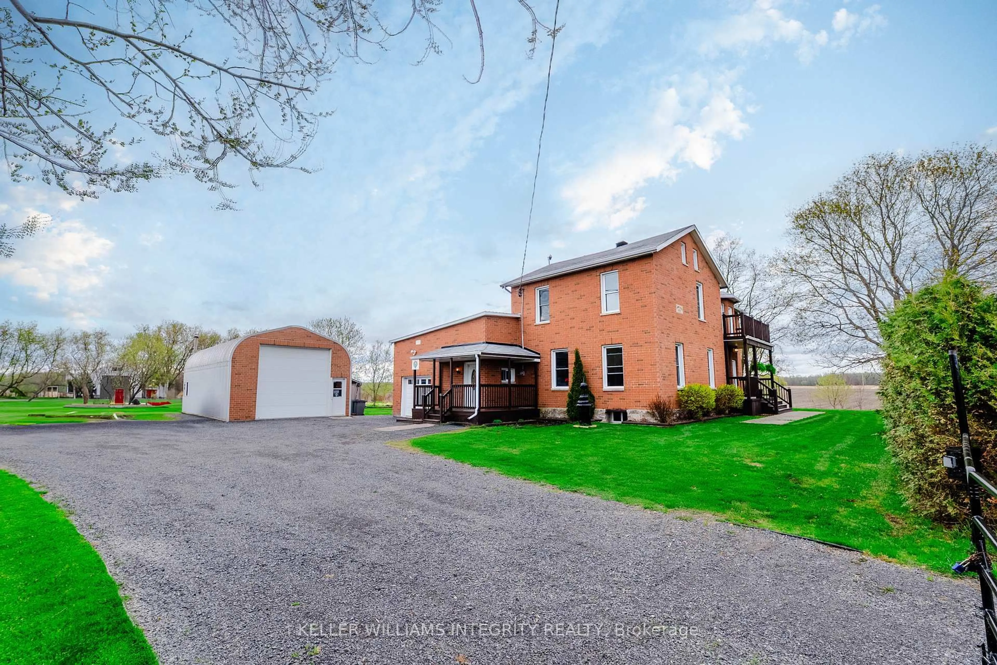 A pic from outside/outdoor area/front of a property/back of a property/a pic from drone, street for 1525 County 34 Rd, North Glengarry Ontario K0C 1J0