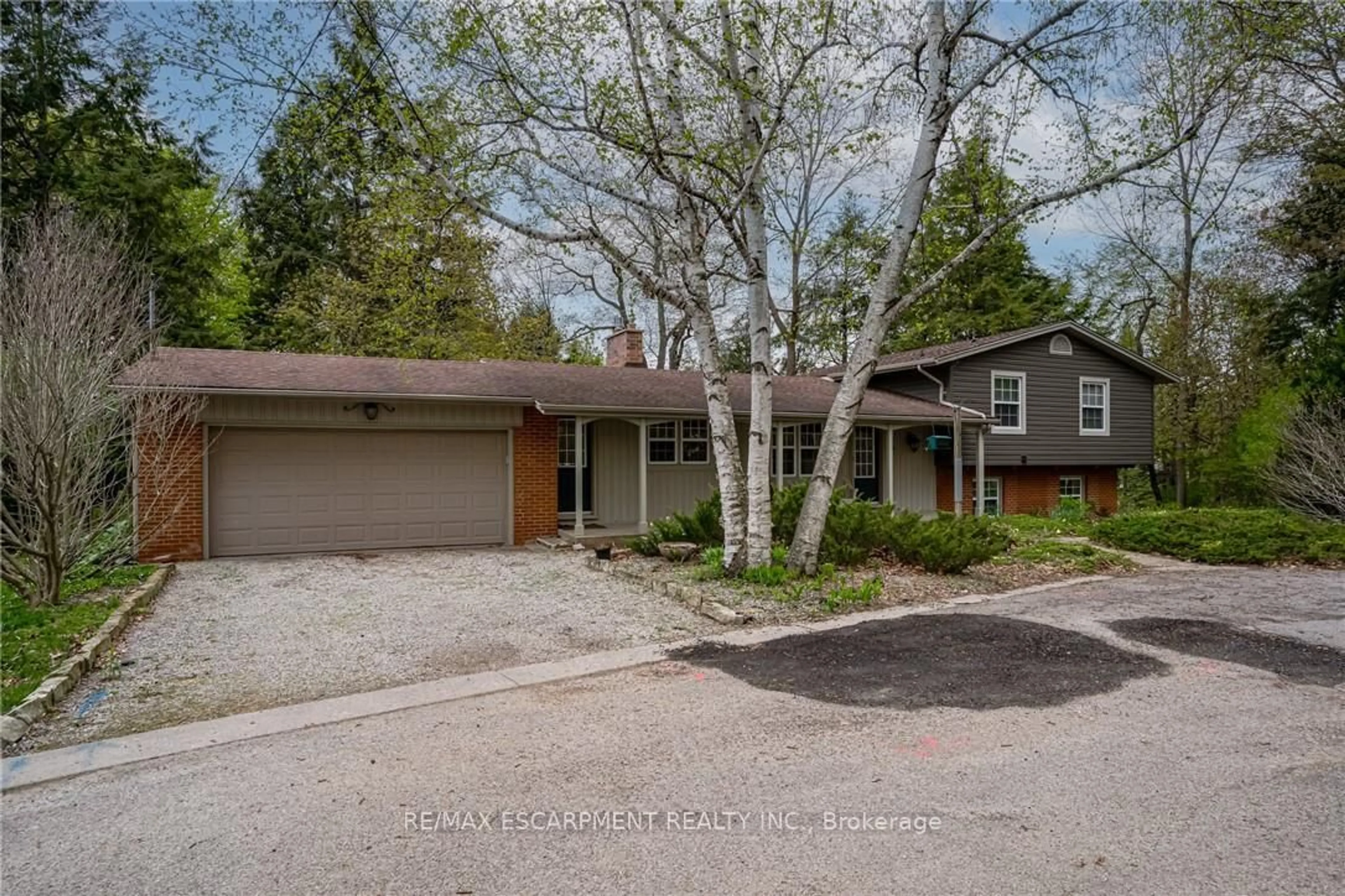 Unknown for 5 Normandy Pl, Hamilton Ontario L9H 4S8