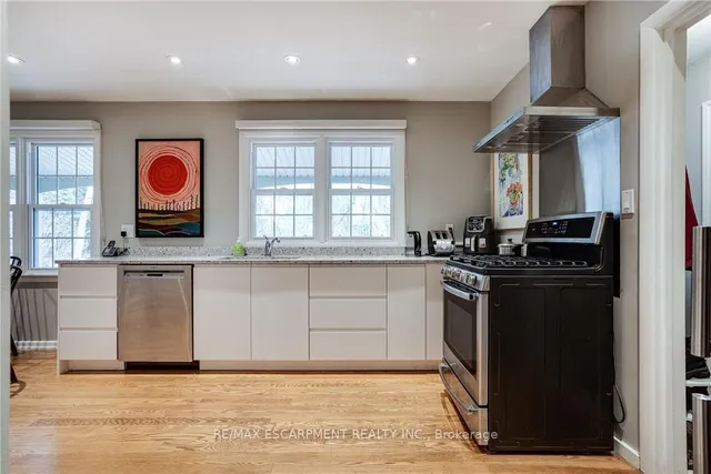 Additional property image - 5 Normandy Pl