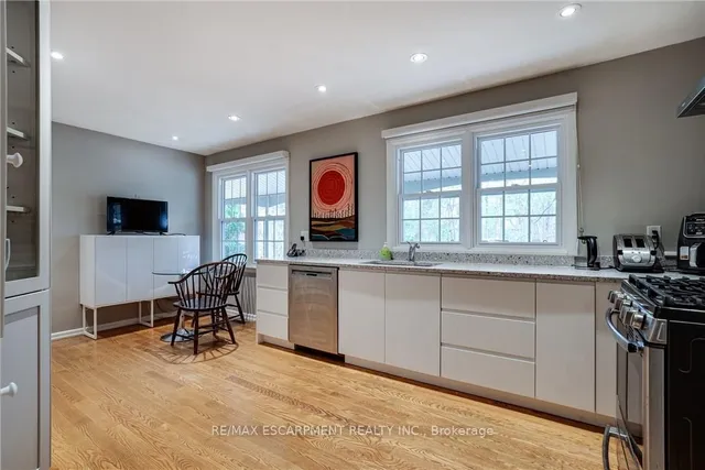 Additional property image - 5 Normandy Pl