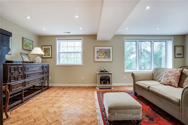 Additional property image - 5 Normandy Pl