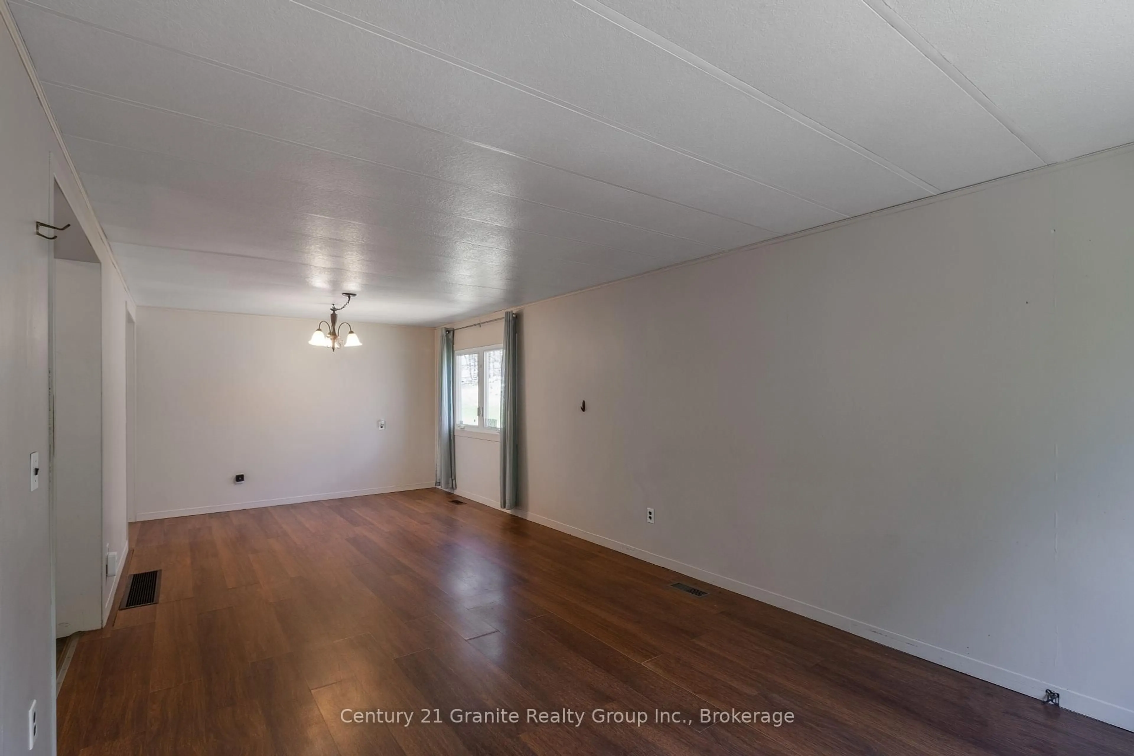 A pic of a room for 6739 Gelert Rd, Dysart et al Ontario K0M 1S0