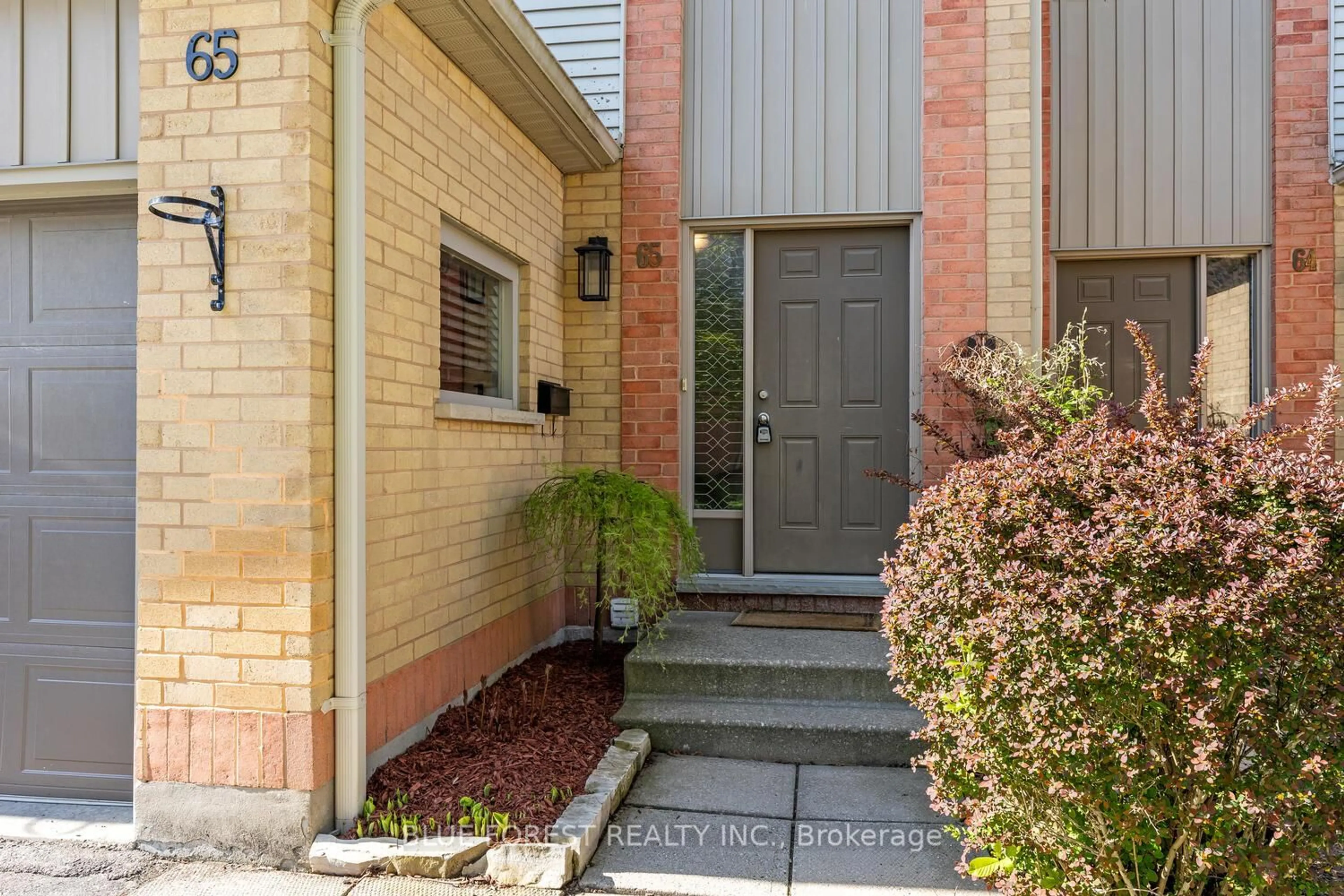 Unknown for 1199 Hamilton Rd #65, London East Ontario N5W 5Z9
