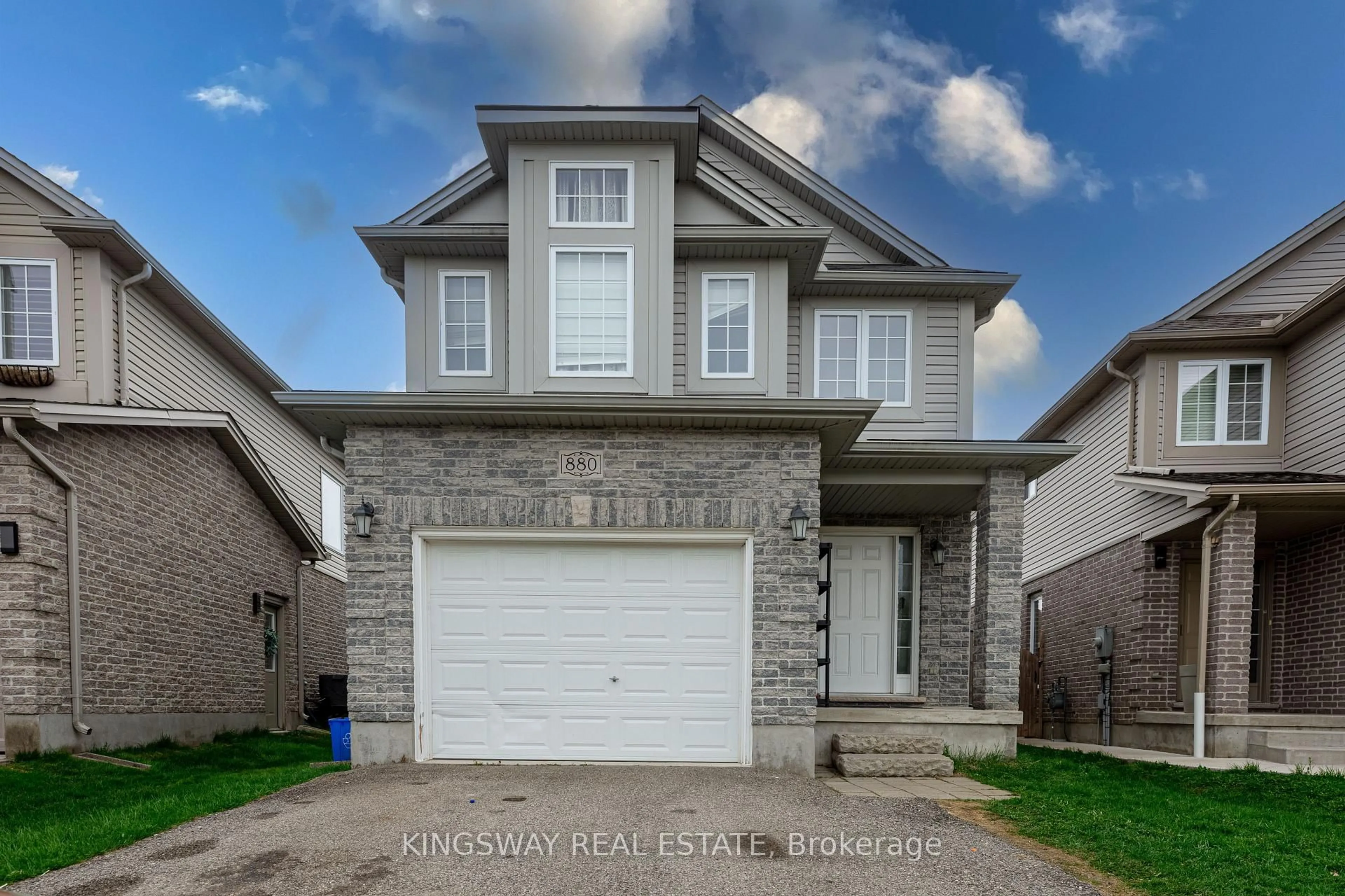 Unknown for 880 REEVES Ave, London North Ontario N6G 0G9