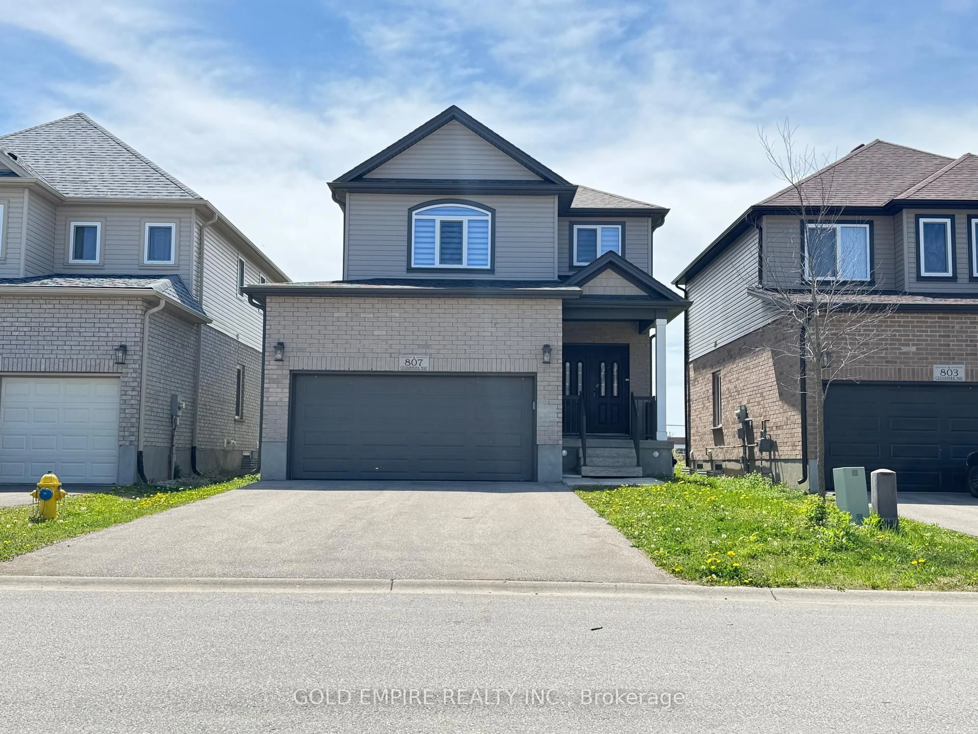 Home with brick exterior material, street for 807 Cedarpark Way, London North Ontario N5X 0C3