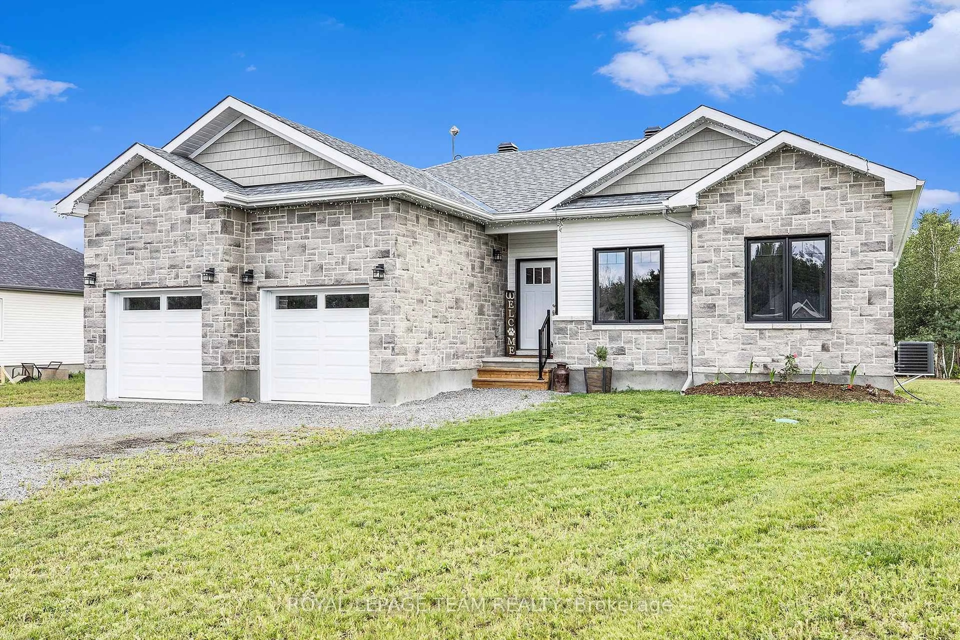 Home with brick exterior material, street for 10552 Wylie Way, North Dundas Ontario K0E 1S0