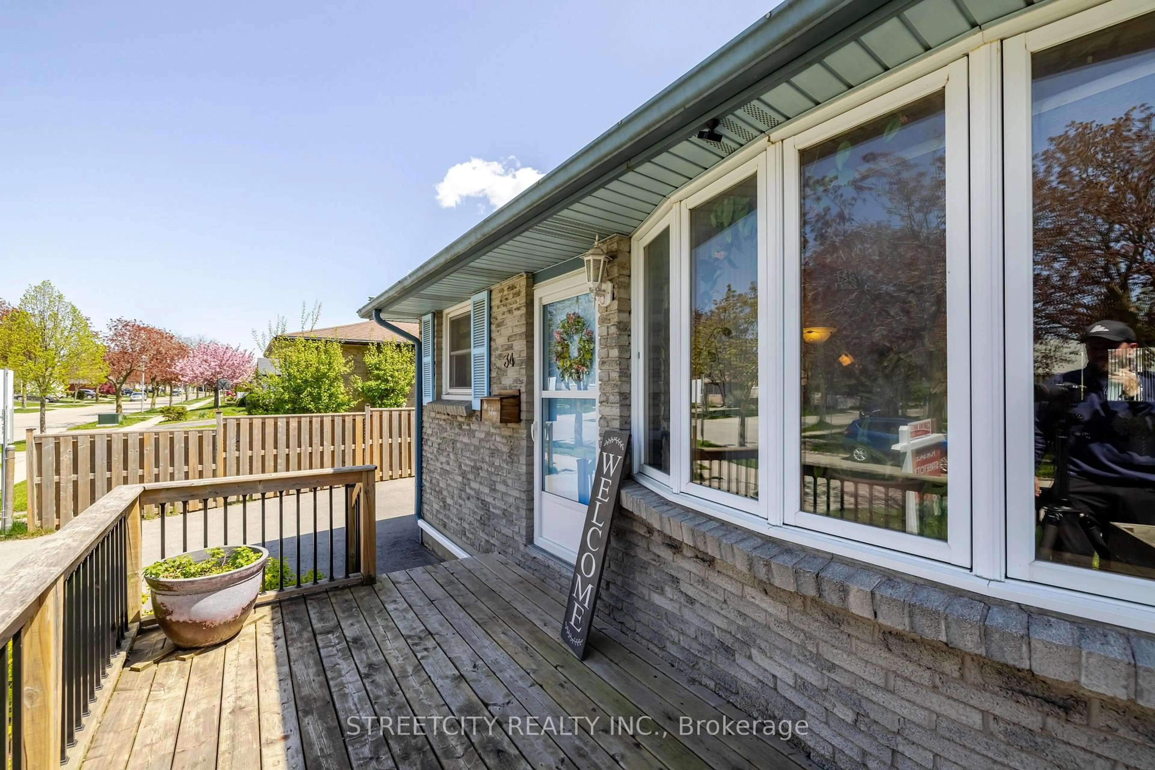 Unknown for 34 BRIDLINGTON Rd, London South Ontario N6E 1X4