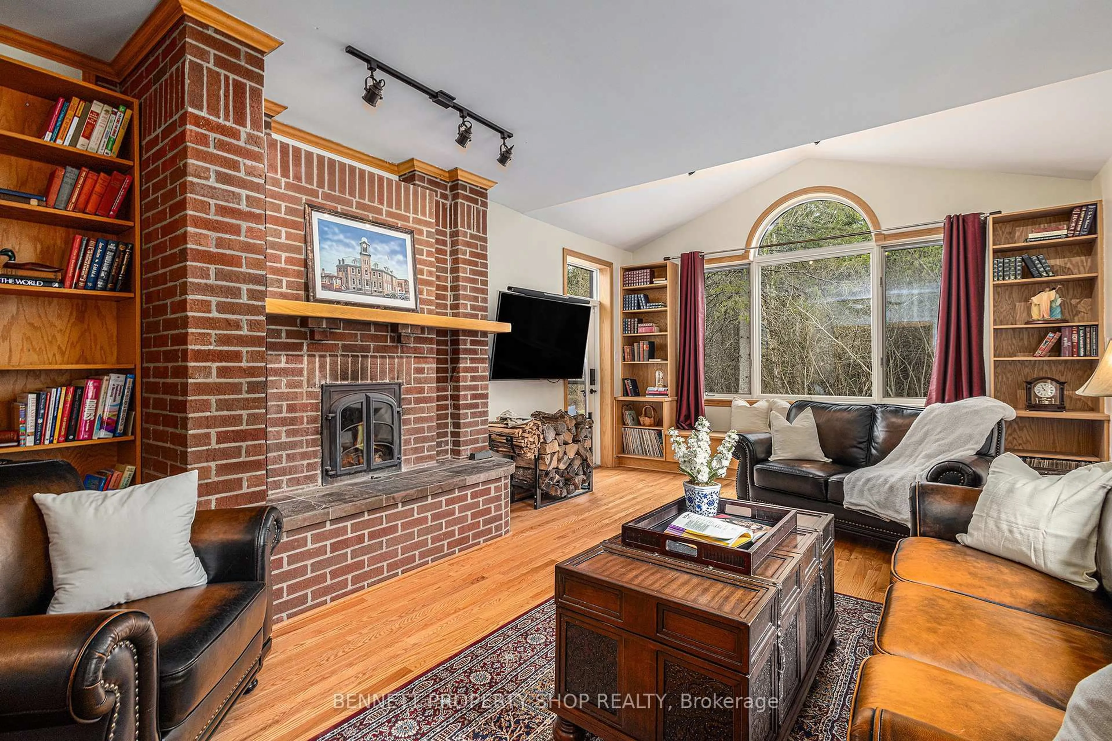 Living room with furniture, ceramic/tile floor for 104 Deerwood Dr, Kinburn Ontario K0A 2H0
