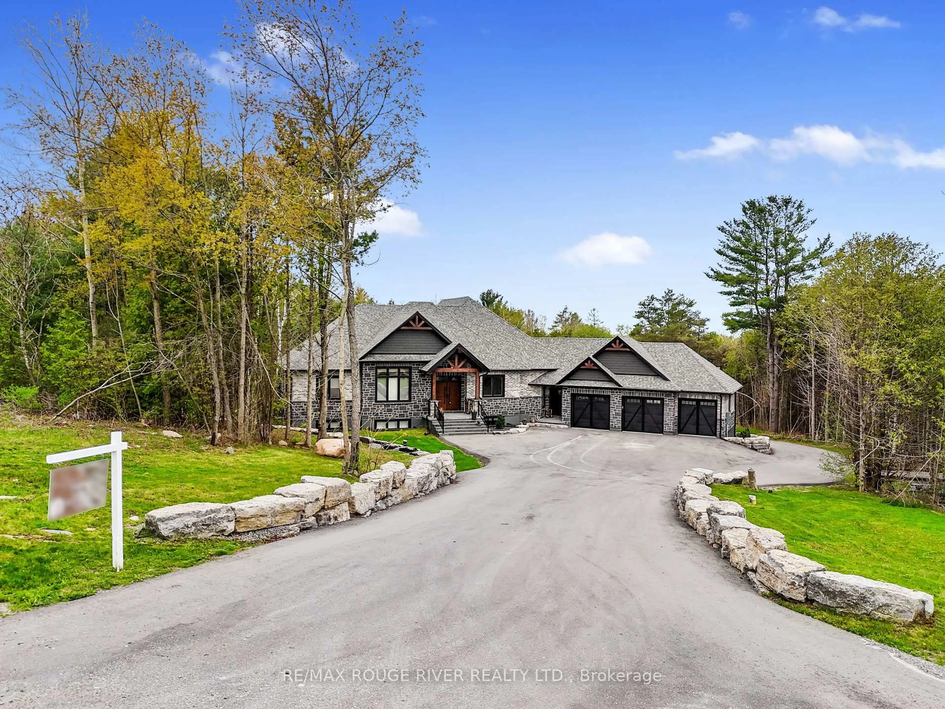 A pic from outside/outdoor area/front of a property/back of a property/a pic from drone, unknown for 2006 Hill 60 Rd, Cobourg Ontario K9A 4J8