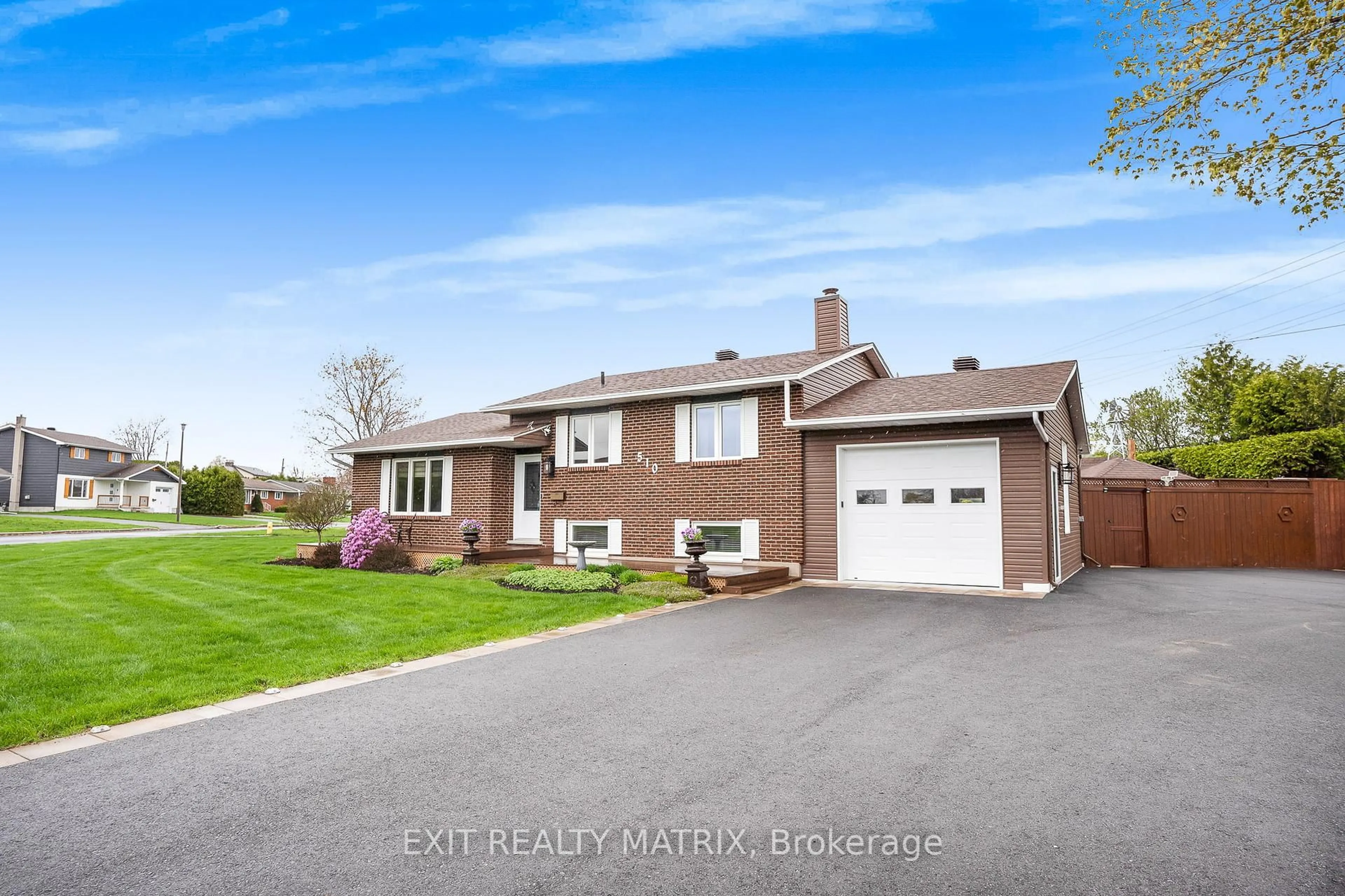 Unknown for 510 Parisien St, Hawkesbury Ontario K6A 3B6