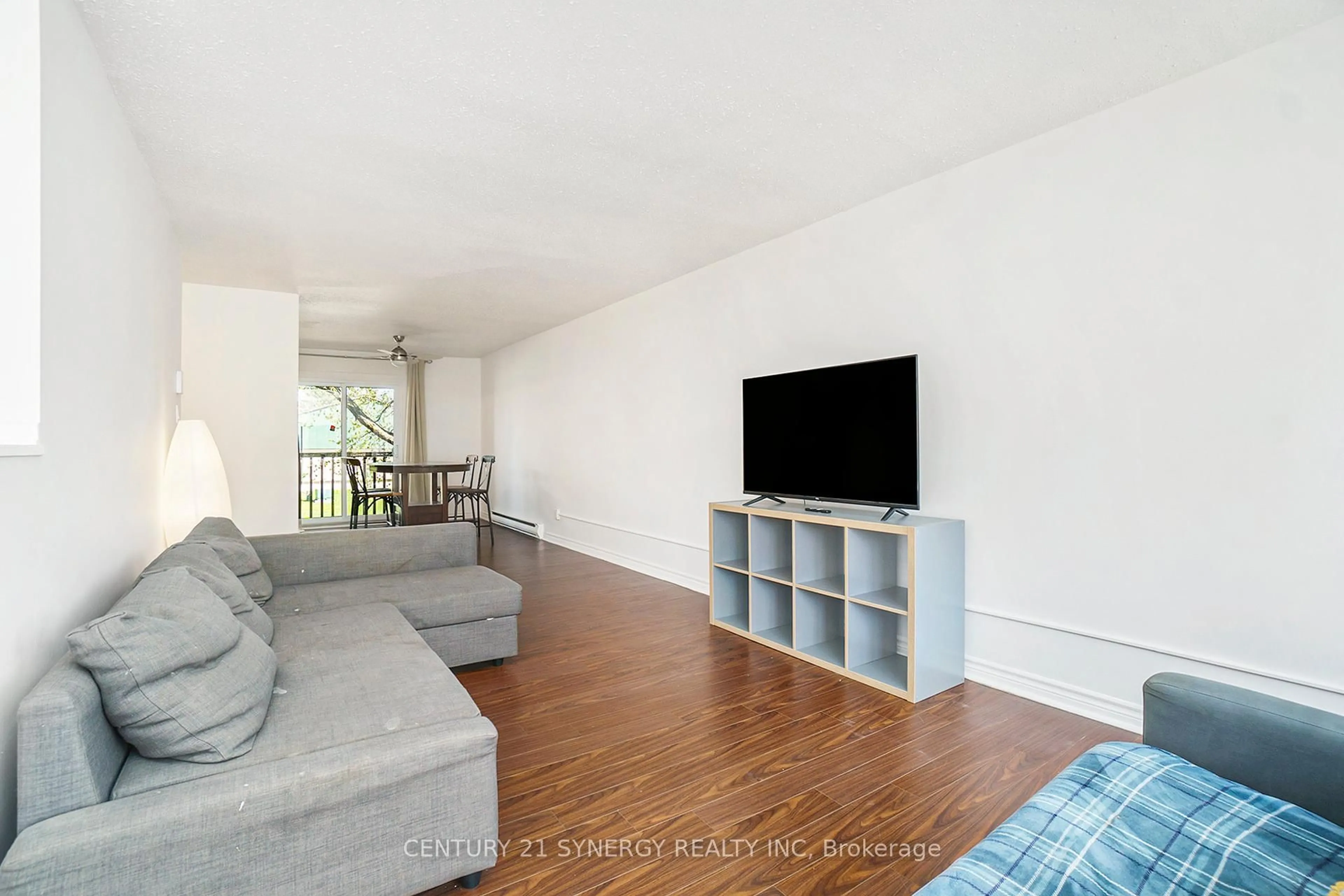 Living room with furniture, unknown for 2060 Eric Cres #79, Ottawa Ontario K1B 4P4