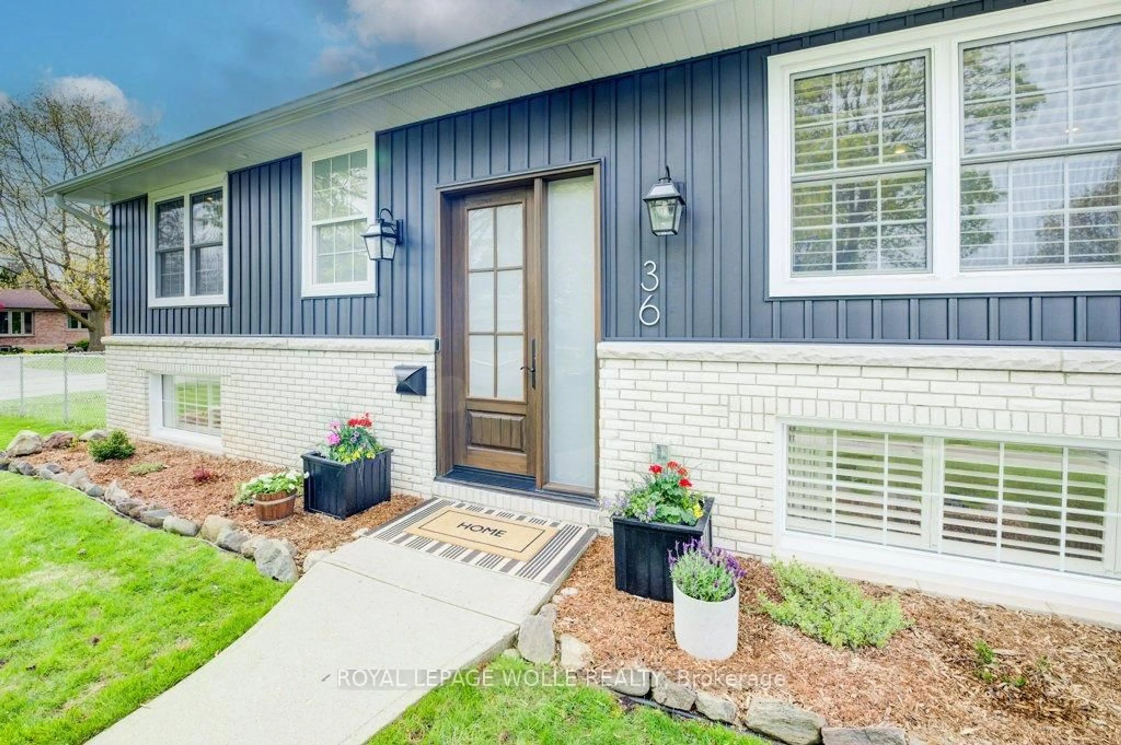 Home with brick exterior material, street for 36 Milton Ave, Cambridge Ontario N3C 2Y4