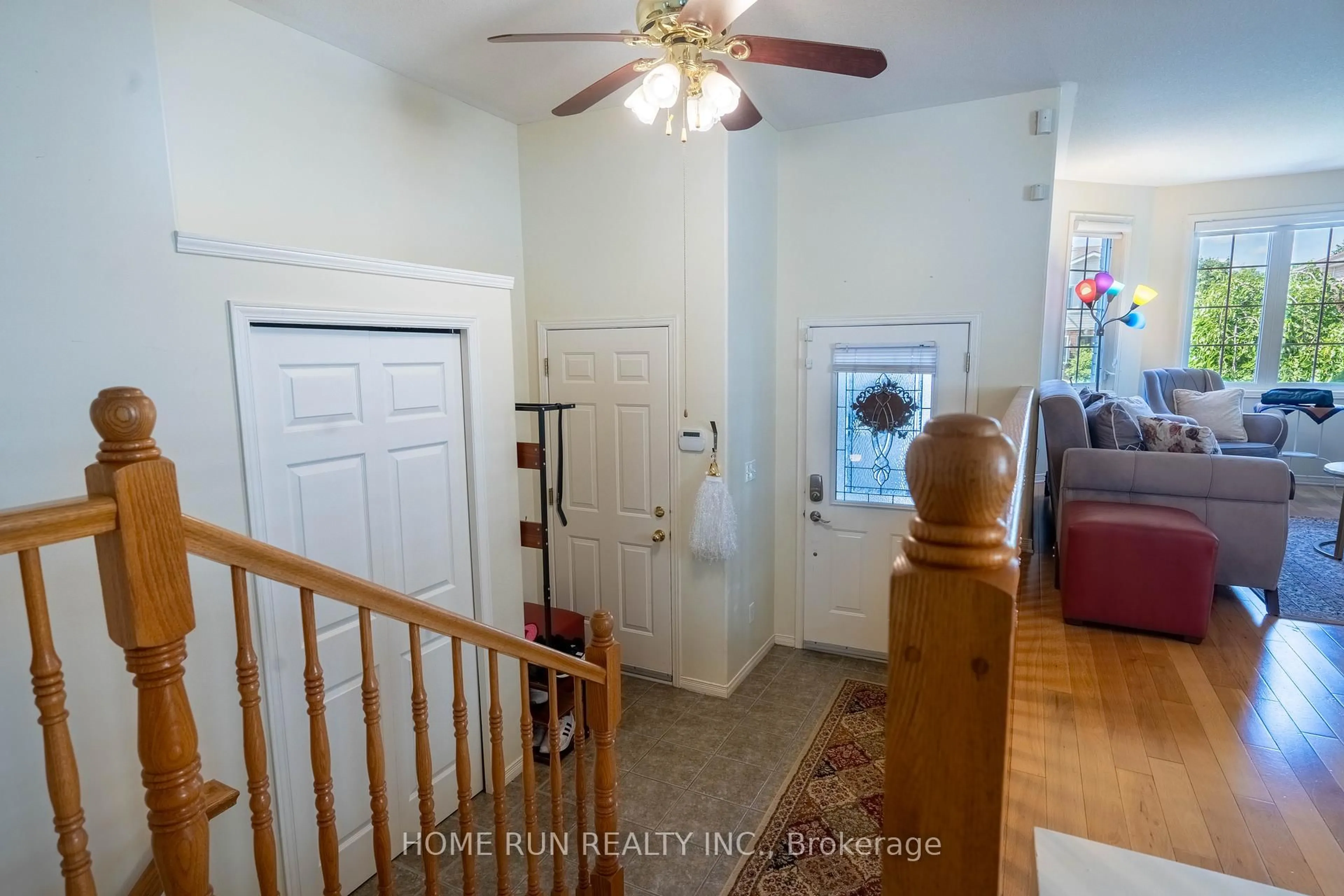 Indoor entryway for 259 Sheridan St, Kingston Ontario K7P 3C6