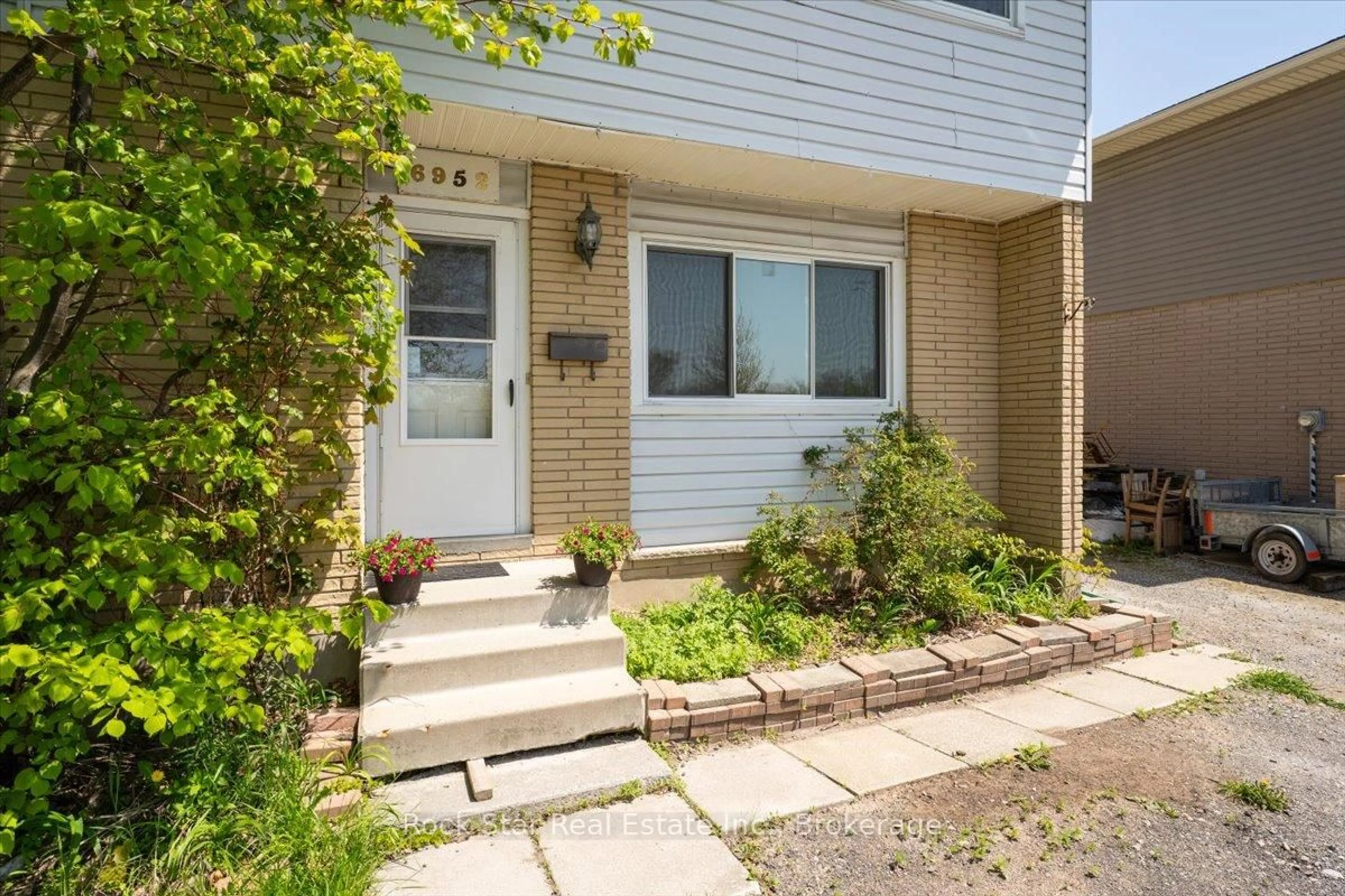 Unknown for 6952 Warden Ave, Niagara Falls Ontario L2G 5P5