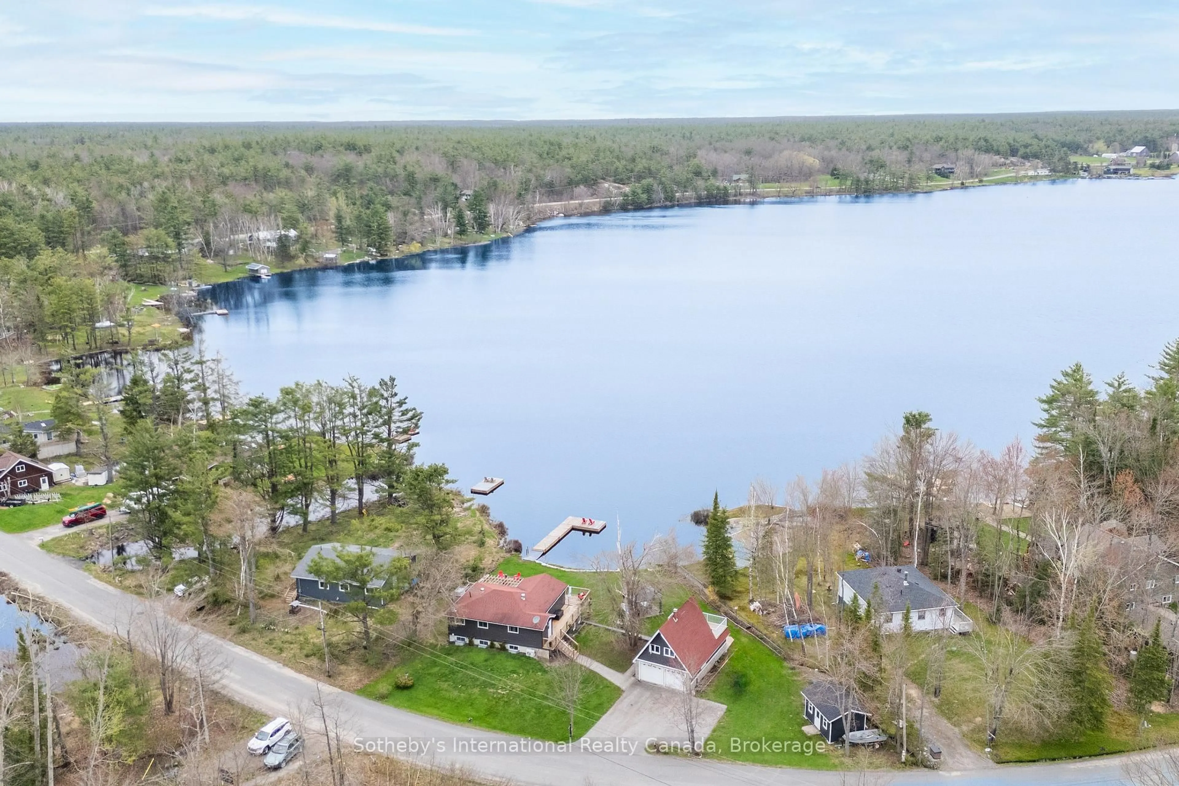 A pic from outside/outdoor area/front of a property/back of a property/a pic from drone, water/lake/river/ocean view for 1041 Conservation Rd, Gravenhurst Ontario P1P 1R3