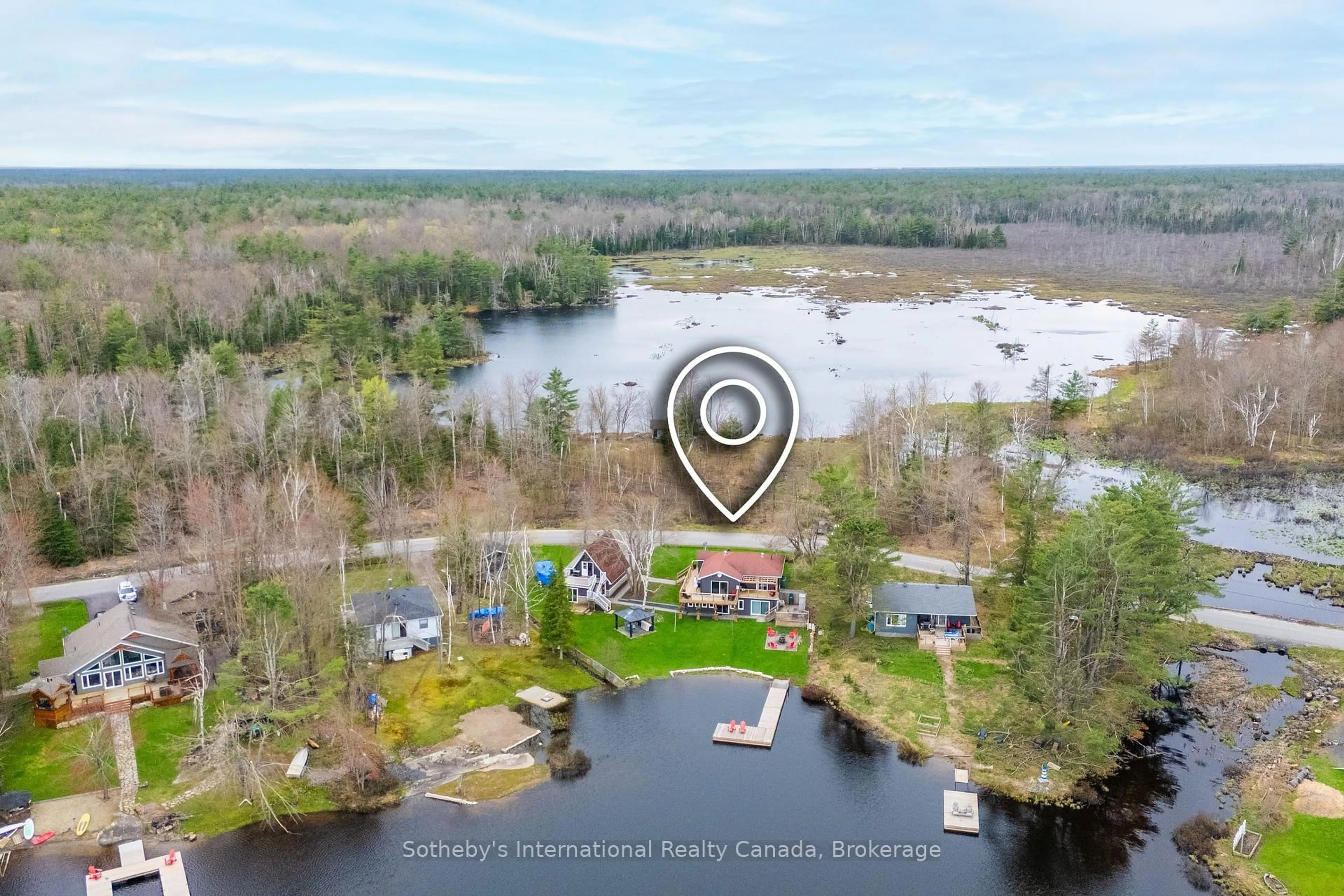 A pic from outside/outdoor area/front of a property/back of a property/a pic from drone, water/lake/river/ocean view for 1041 Conservation Rd, Gravenhurst Ontario P1P 1R3