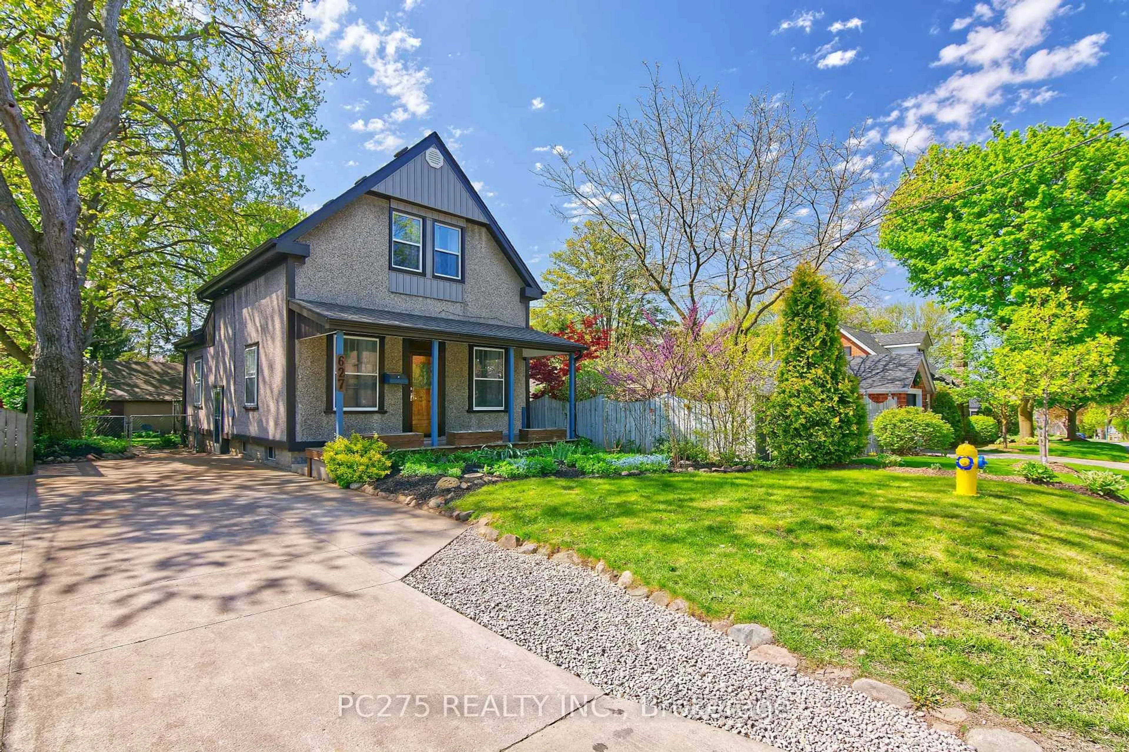 Home with brick exterior material, street for 627 St James St, London East Ontario N5Y 3P9