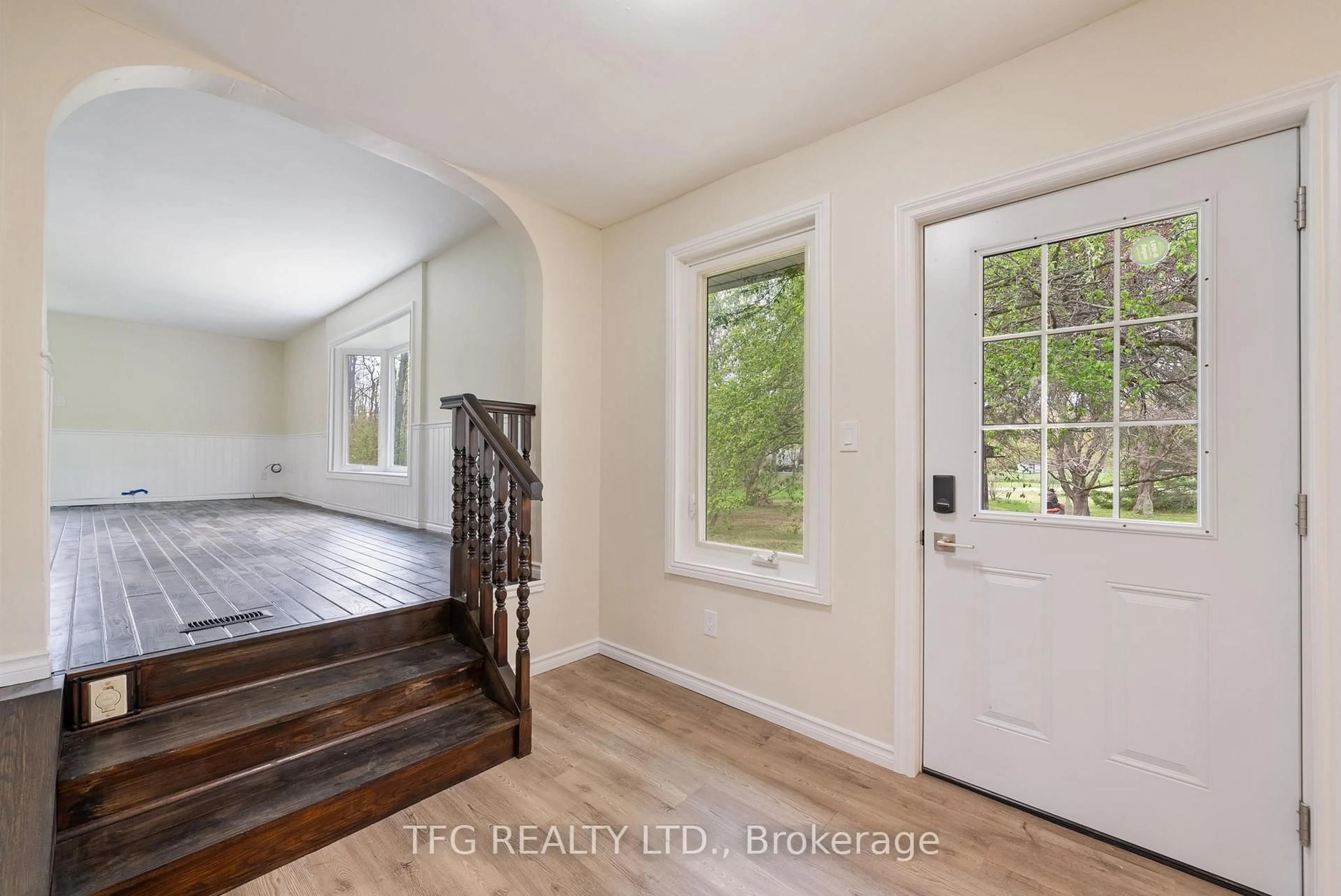 Indoor entryway for 247 Blyth Park Rd, Cramahe Ontario K0K 1S0