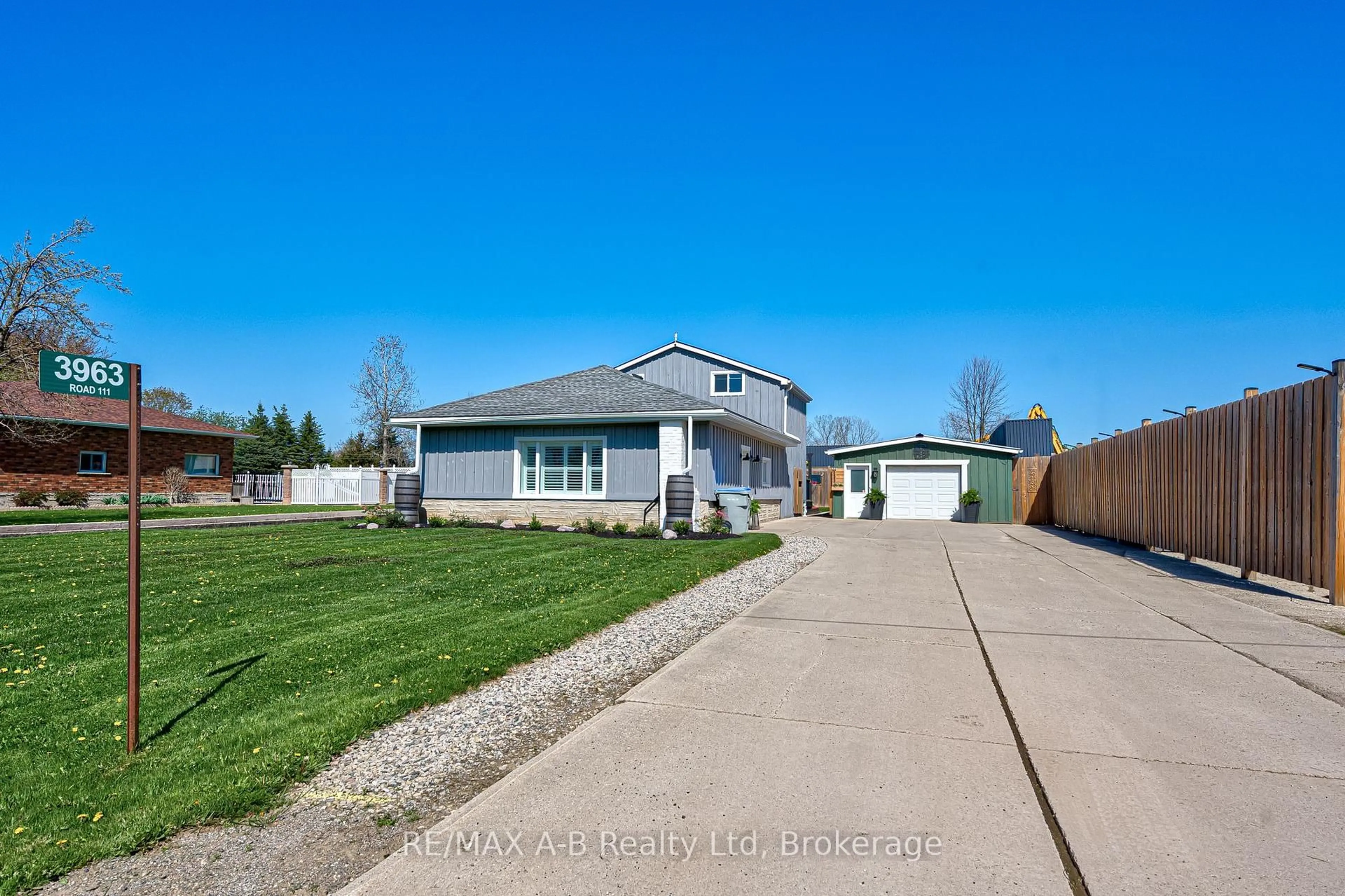 Unknown for 3963 Road 111 N/A, Perth East Ontario N5A 6S5