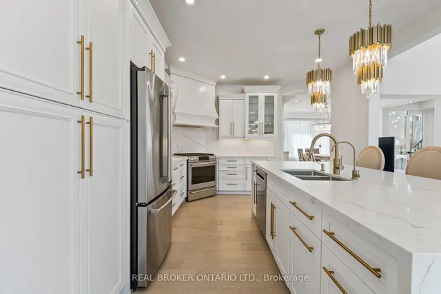 Additional property image - 215 Black Maple Crt