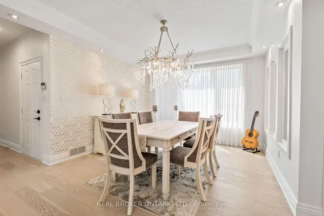 Additional property image - 215 Black Maple Crt